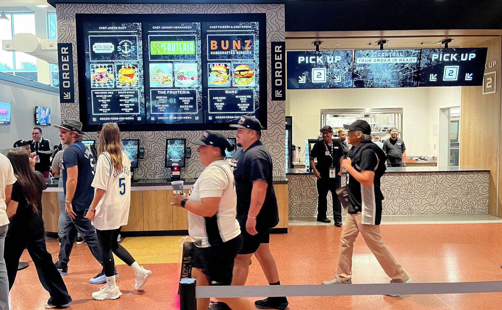 Spurs unveil 12 restaurants for Frost Bank Center food