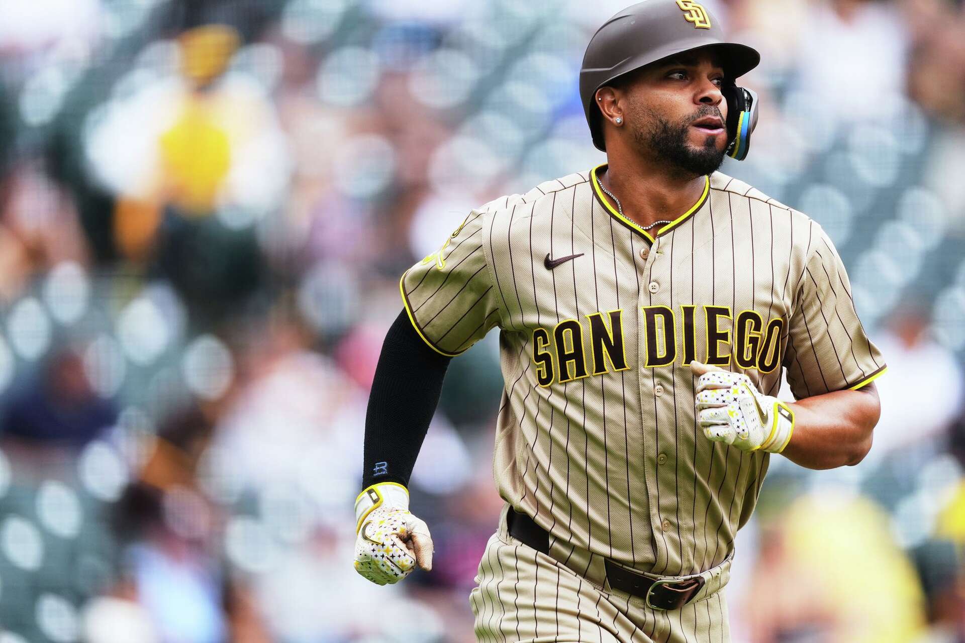 Xander Bogaerts misses a cycle by a single as the Padres roll past