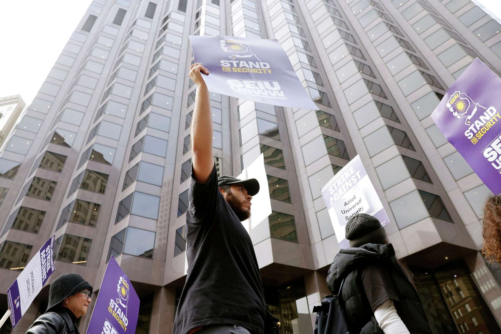 Bay Area Security Strike Disrupts Amazon, Tech Fulfillment | Seller Logistics Risk
