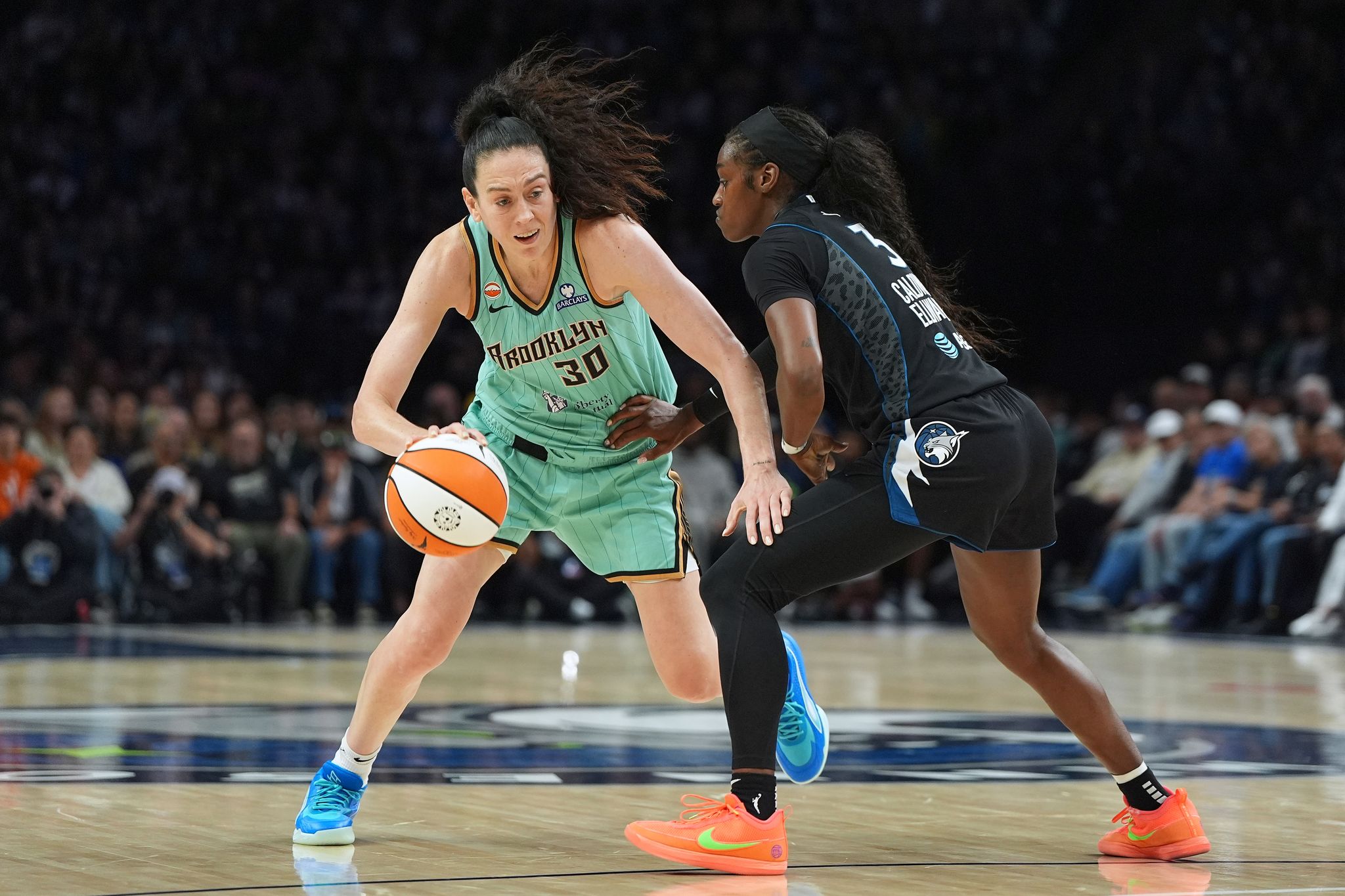 Gate Guard Game Breanna Stewart's 34 points leads the Liberty in Game 1, and pushes the ...