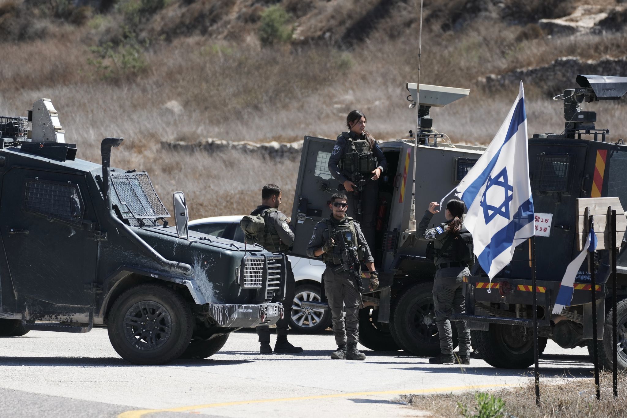 West Bank Violence: Israeli Settler and Palestinian Motorist Killed Sunday