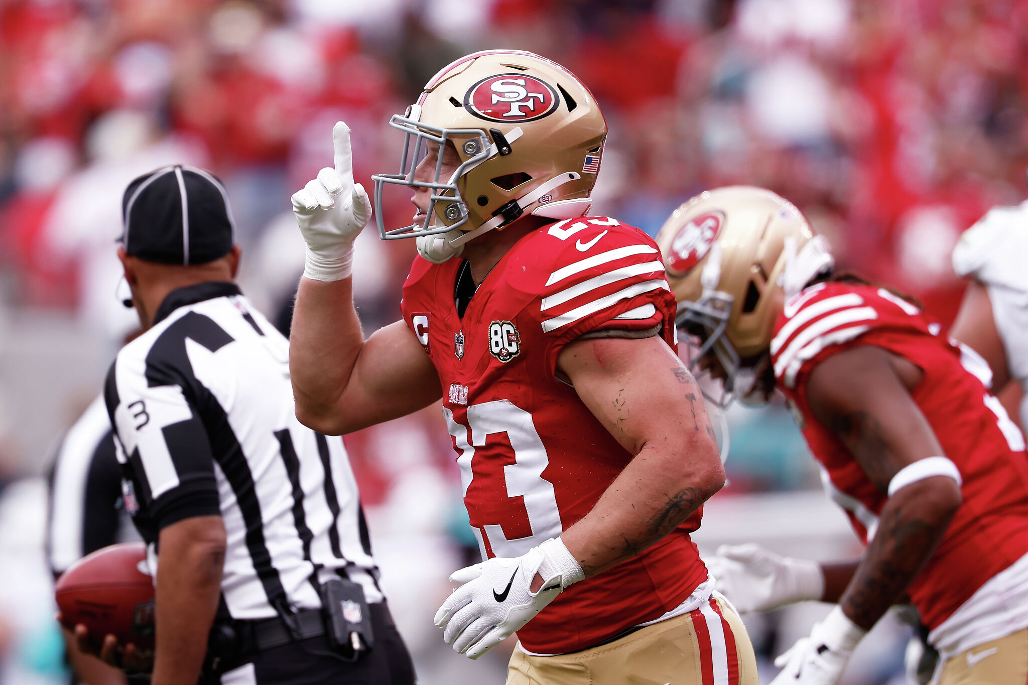 49ers star Christian McCaffrey reaches an ultra-rare NFL milestone