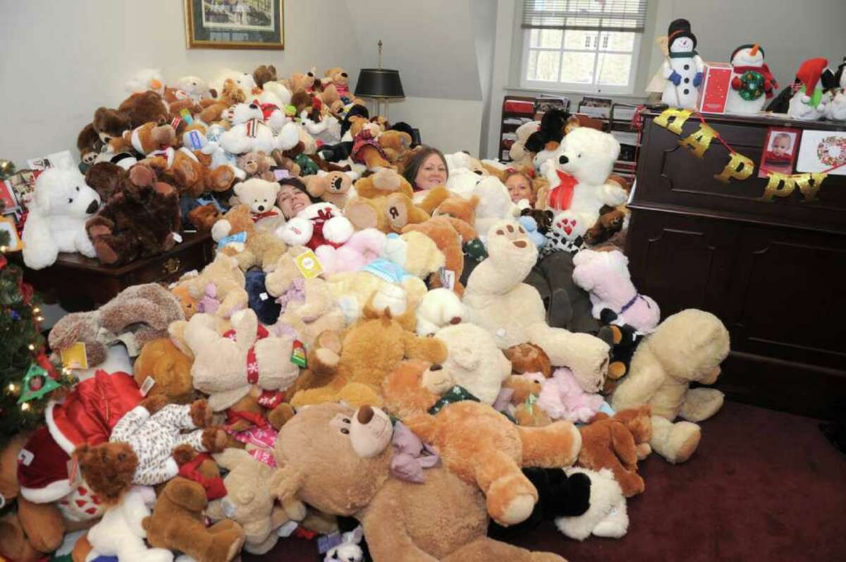 donating teddy bears to hospitals