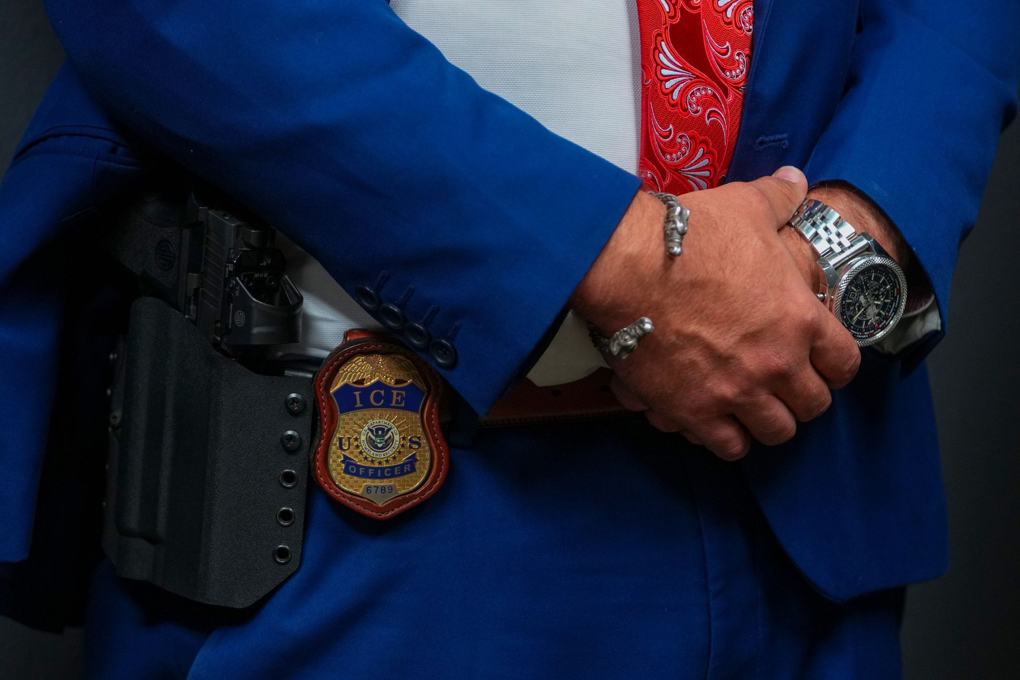 https://s.hdnux.com/photos/01/67/31/71/31301214/3/rawImage.jpg