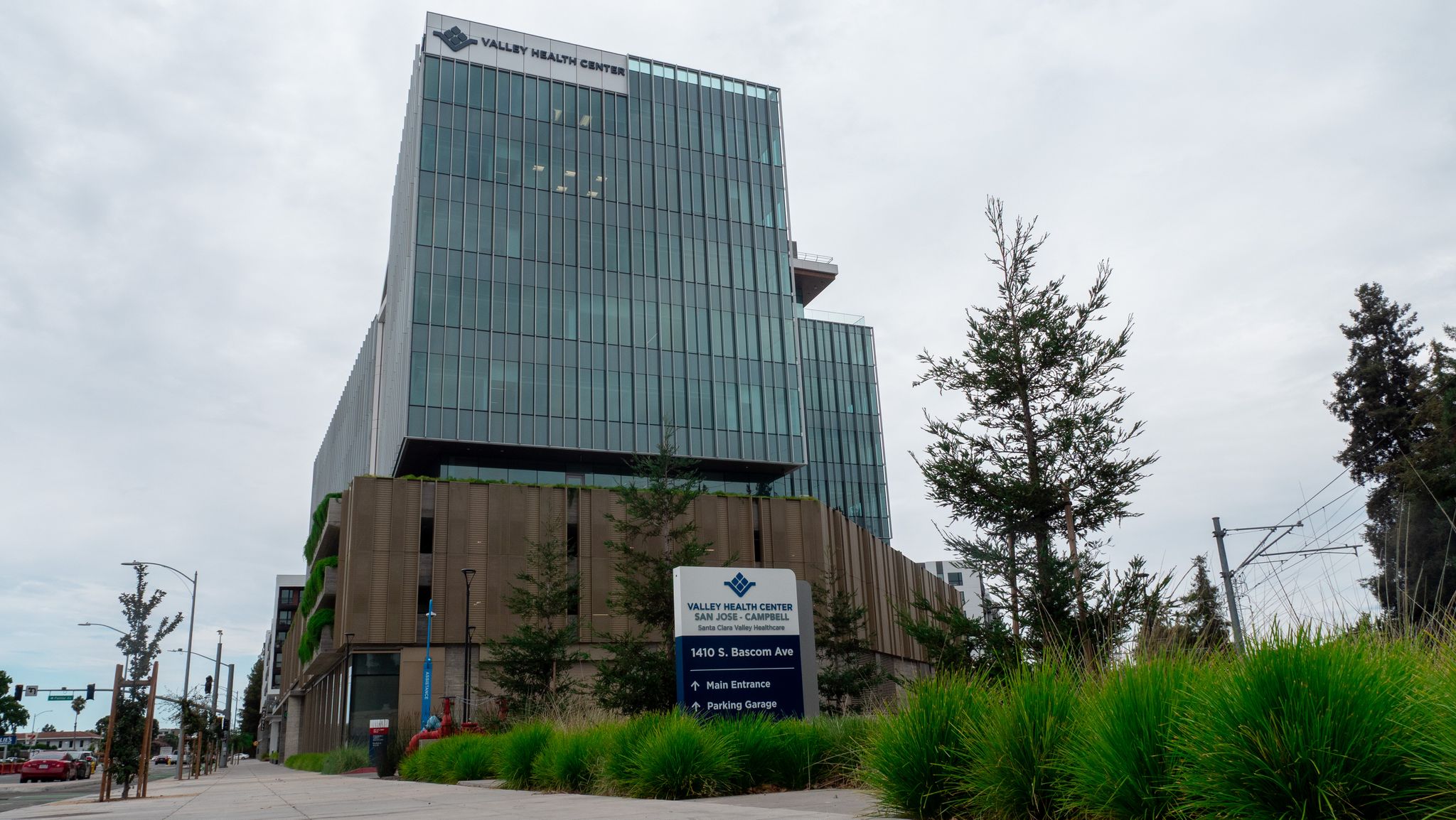 sfchronicle.com - Catherine Ho - Major new medical facility to open in Bay Area next week