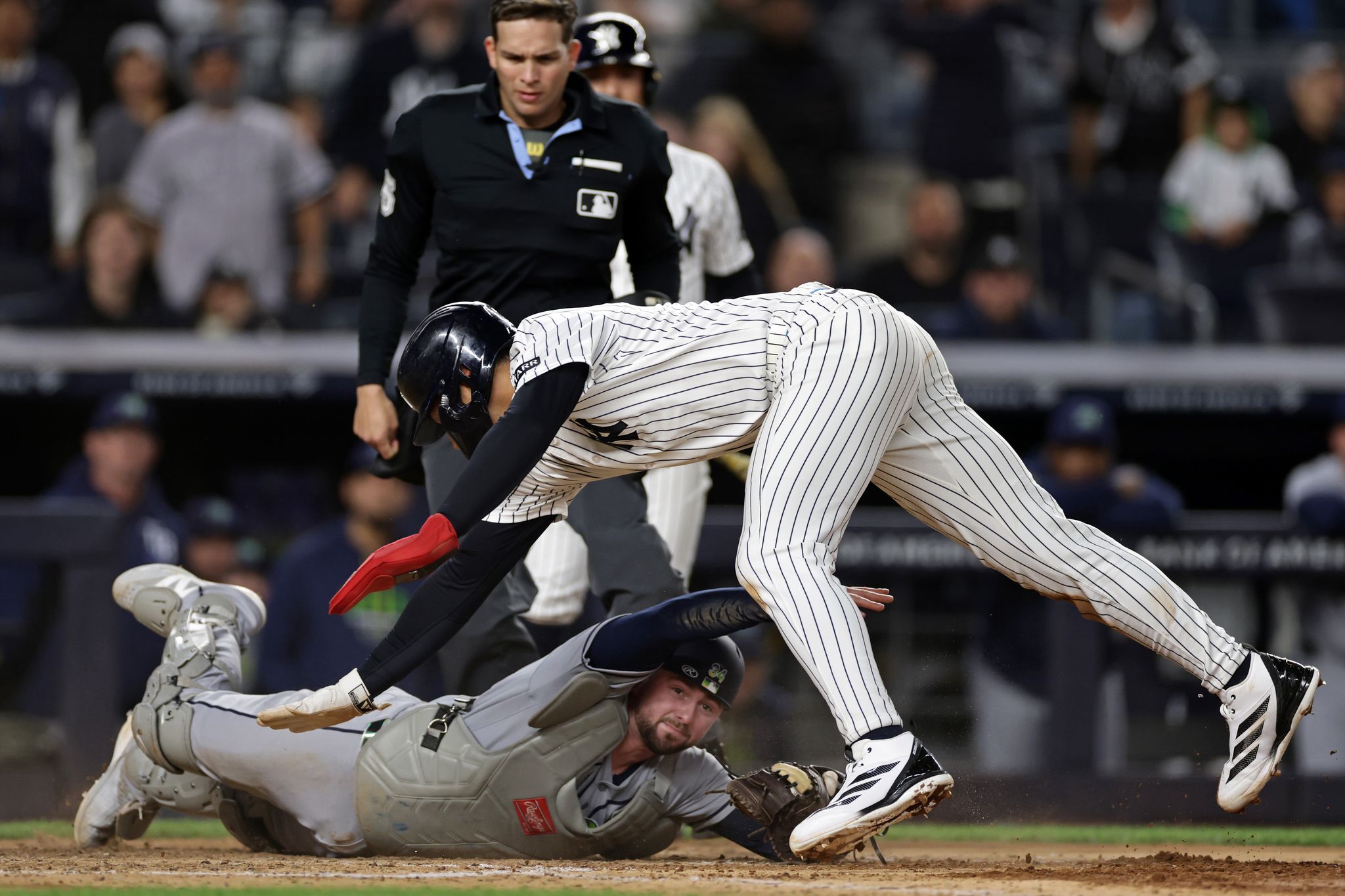 Rookie George Lombard Jr.'s acrobatic slide helps vault Yankees over Rays