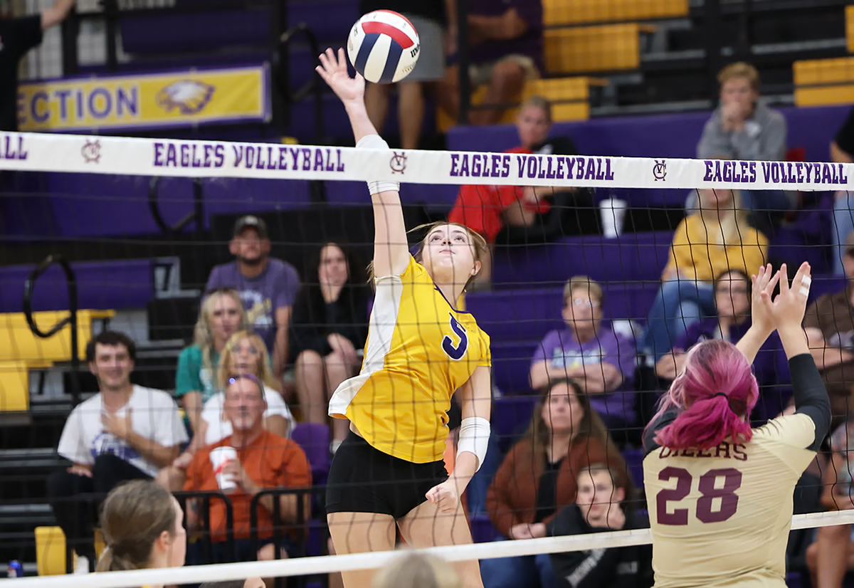 THURSDAY VOLLEYBALL: Addie Jeffery powers CM past rival Jersey