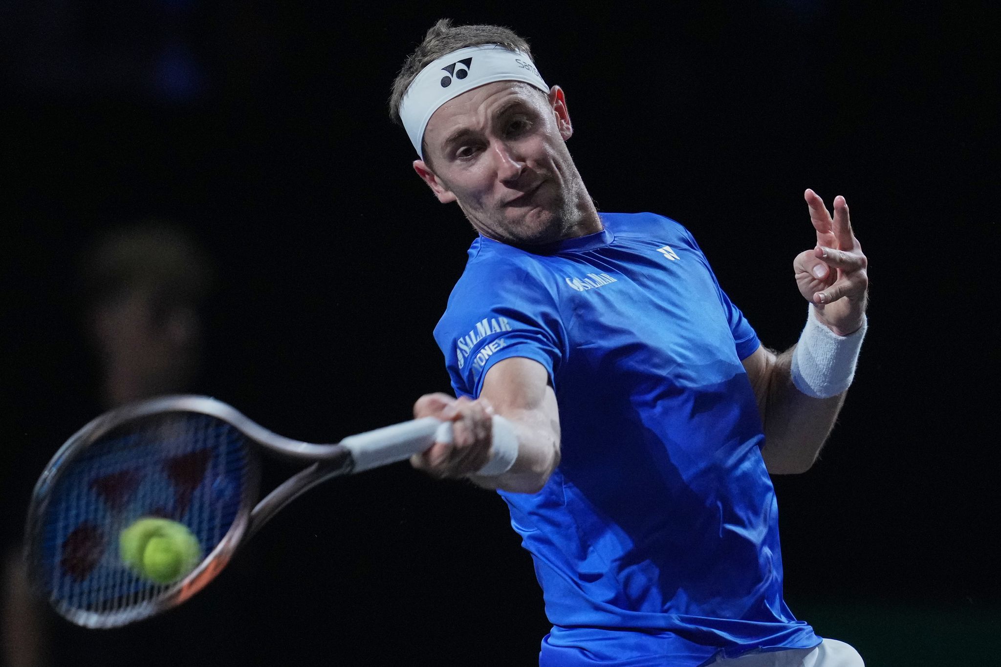 Nakashima beats Mensik to even up Laver Cup at 1-1 after opening session. Alcaraz to play doubles