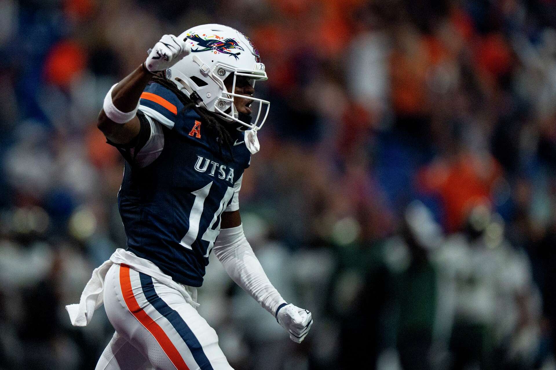 UTSA football survives slow start, surges to win over Colorado State