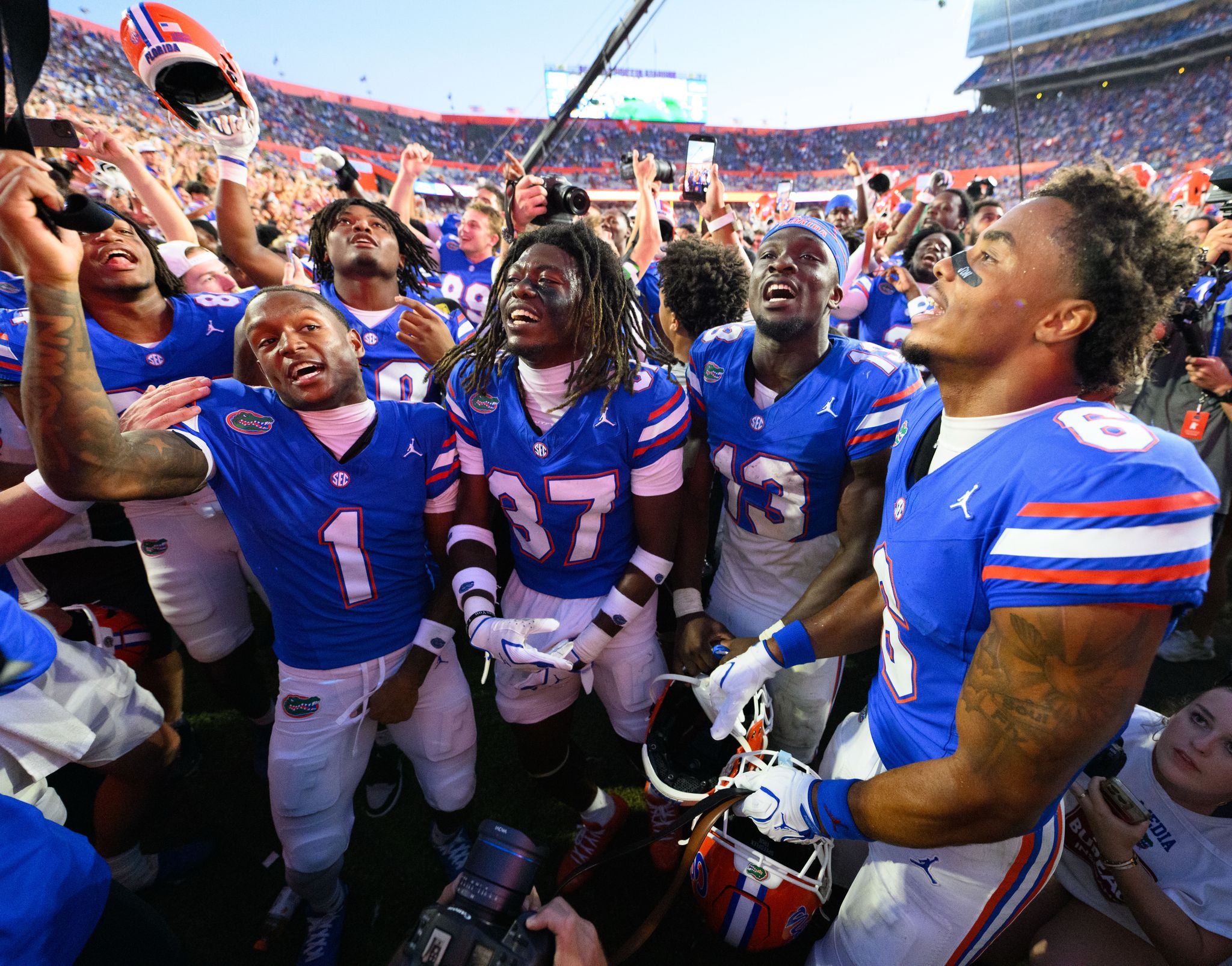 Nest Receiver No. 8 Florida could have leading receiver Vernell Brown III for game at ...