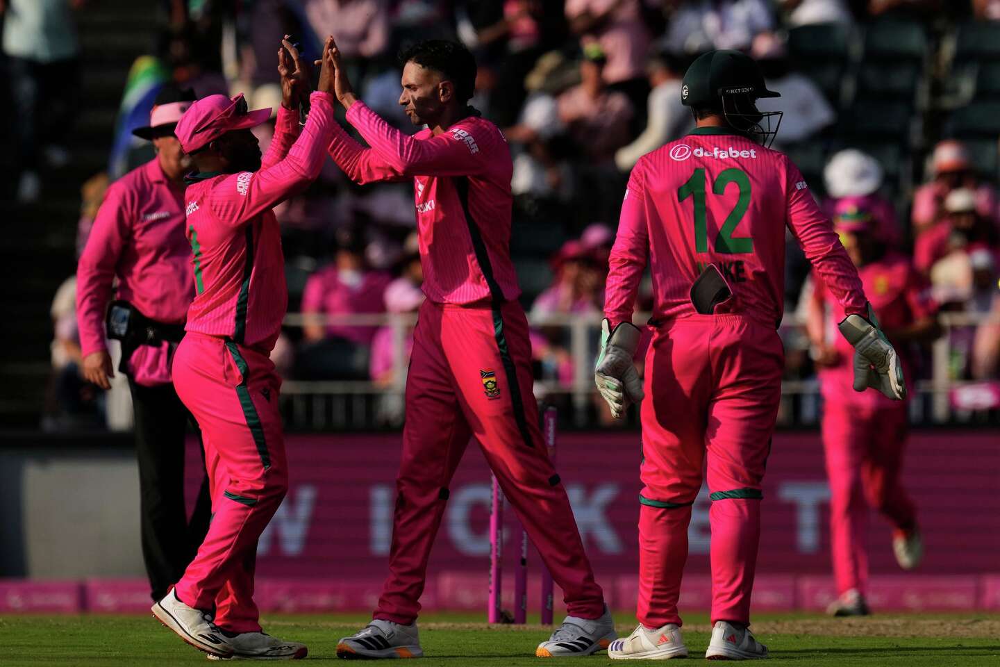 Miller and Bavuma lead South Africa to a win in 2nd cricket ODI and a ...