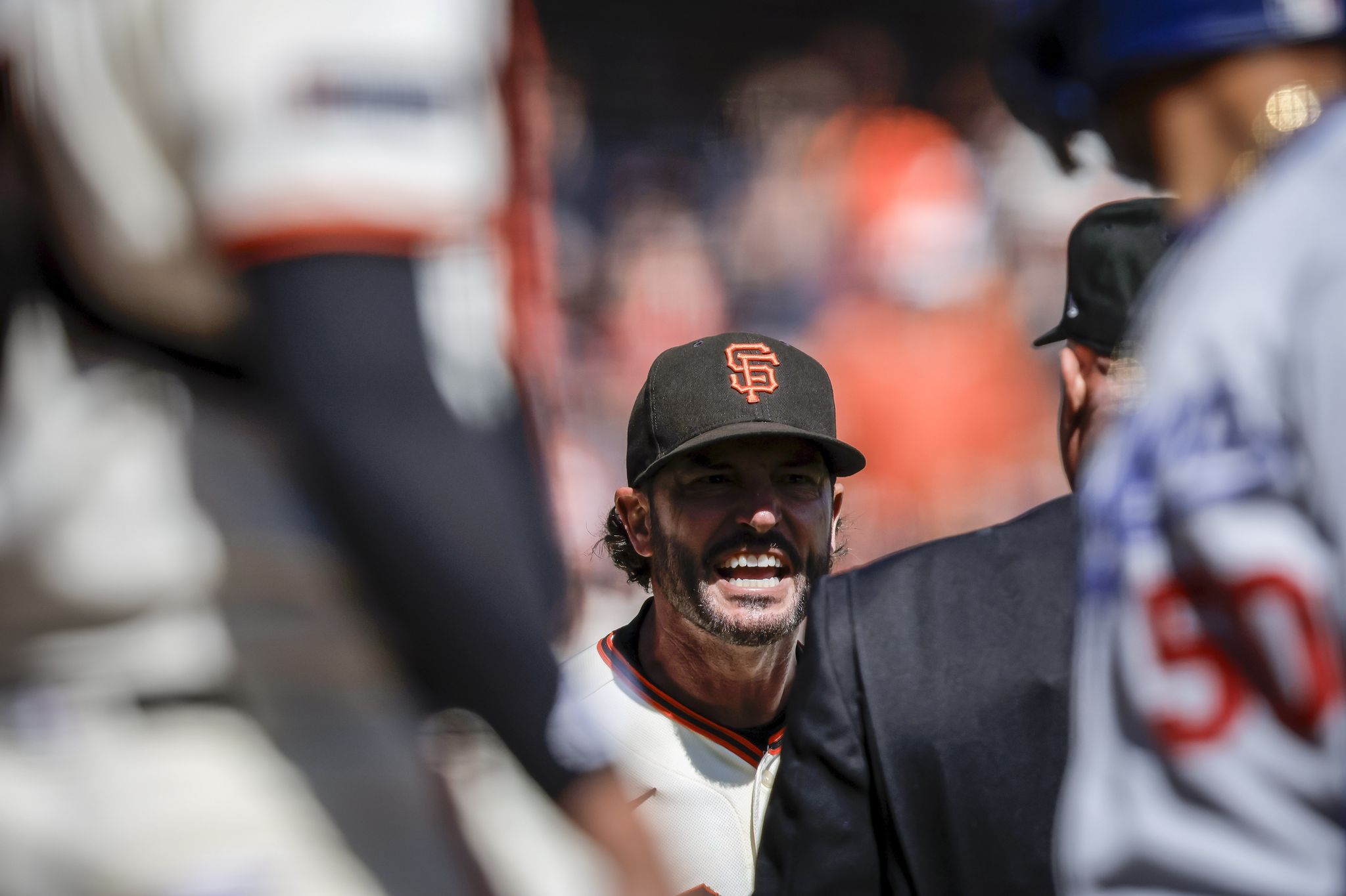 Tony Vitello wird zum siebten Mal vom Platz gestellt – MLB-Höchstwert; ...