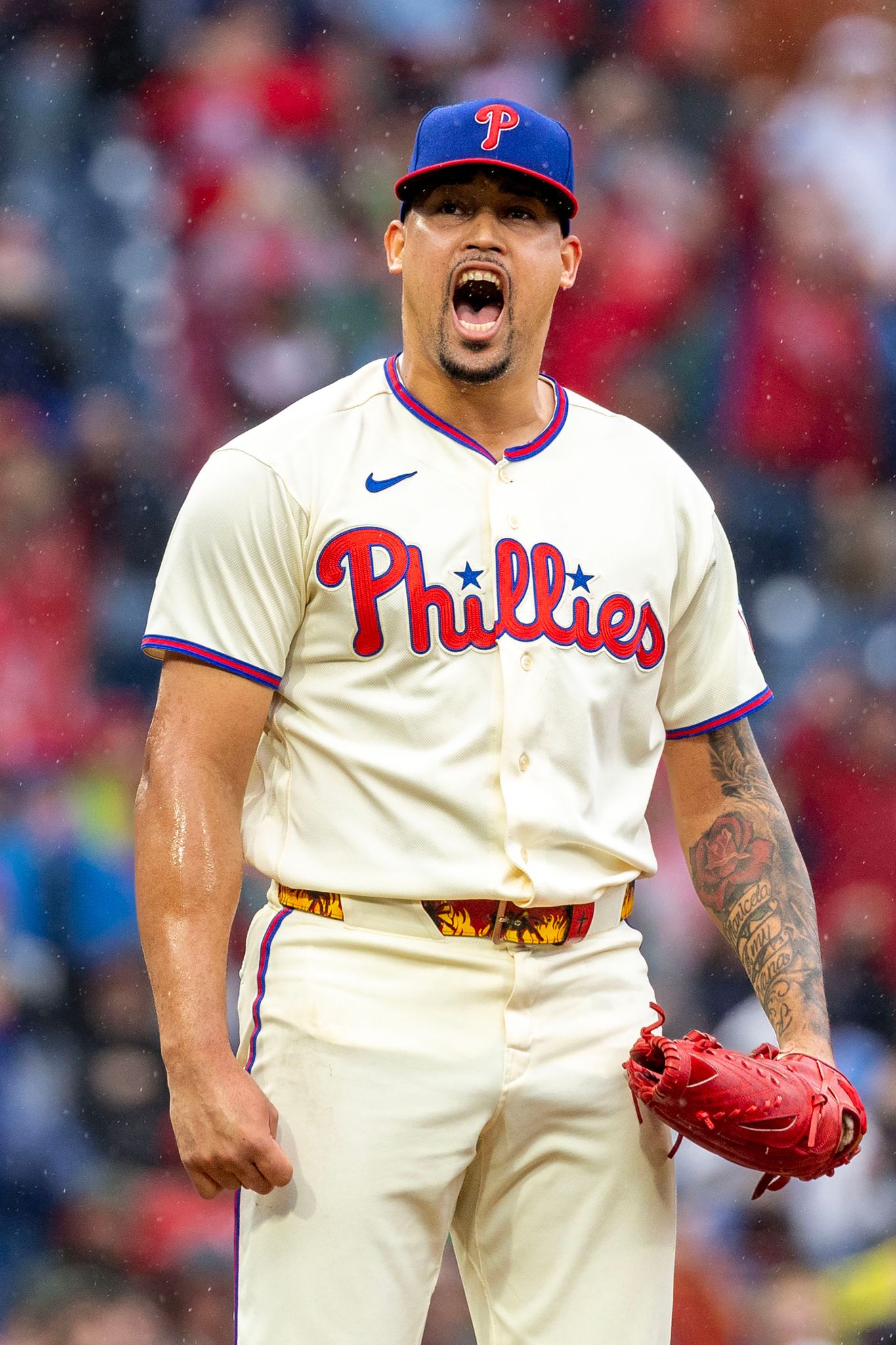 Phillies escape collapse, clinch final NL wild-card spot with 7-3 win ...