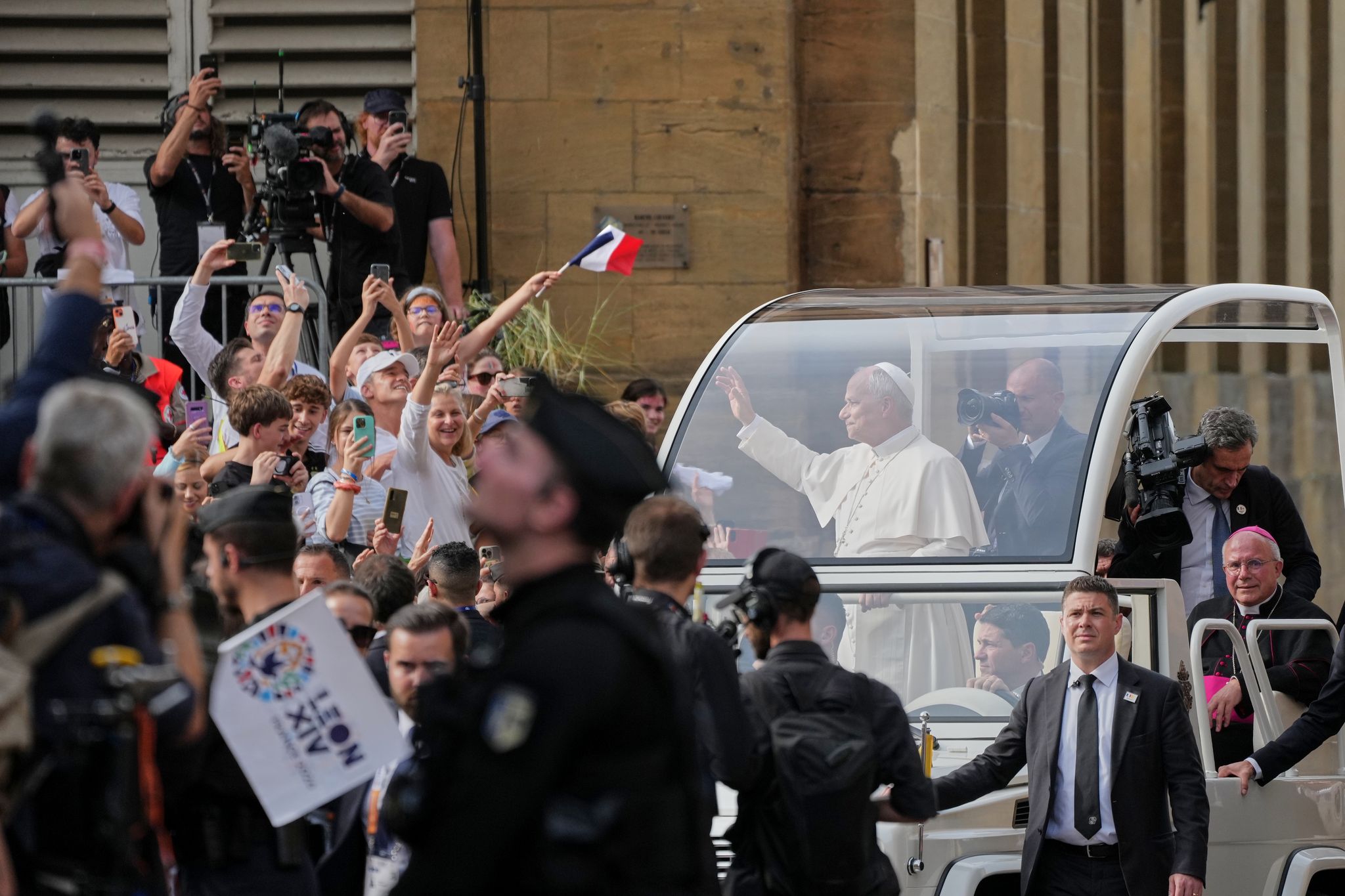 Pope Gate Pope Leo wraps up France trip by urging Europe to blunt 'desire for ...