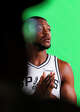 San Antonio Spurs guard De’Aaron Fox (4) poses for photos and video clips during the NBA team’s media day at the Victory Capital Performance Center in San Antonio, Monday, Sept. 28, 2026.