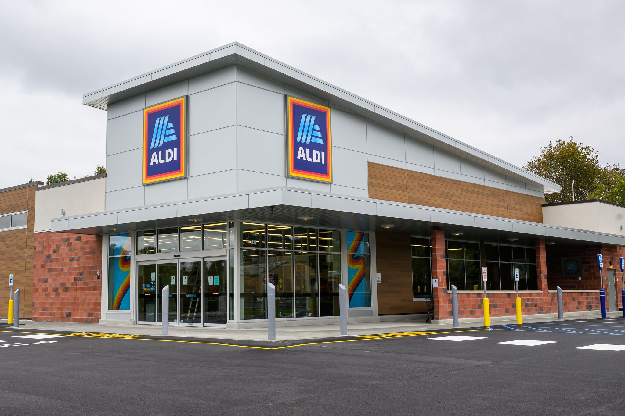 Latham Aldi sets opening date, women-only gym expands into Slingerland