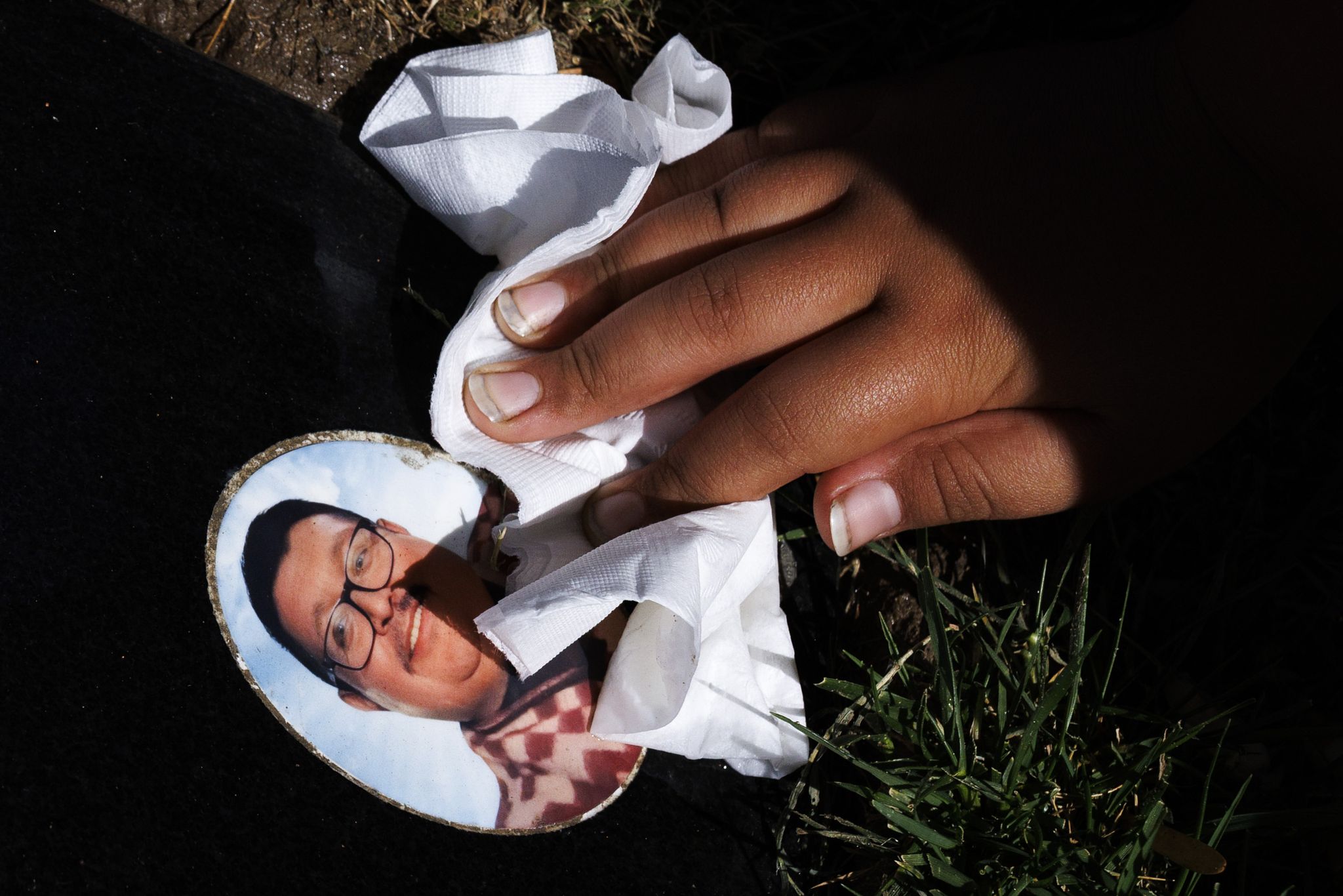 sfchronicle.com - St. John Barned-Smith - ICE published - then removed - internal reports detailing medical failures in detainee deaths across U.S.