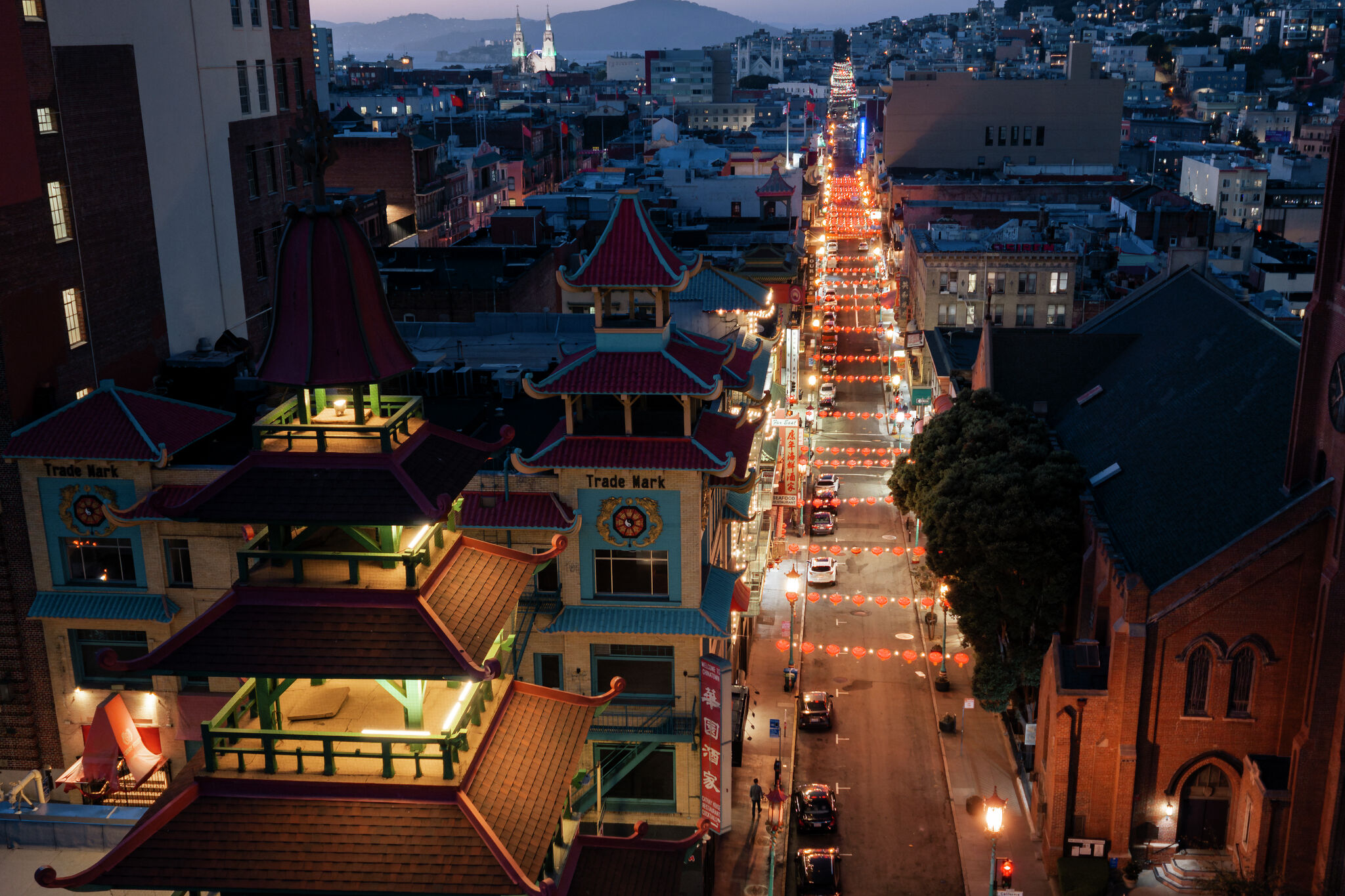 https://s.hdnux.com/photos/01/67/37/76/31326083/3/rawImage.jpg