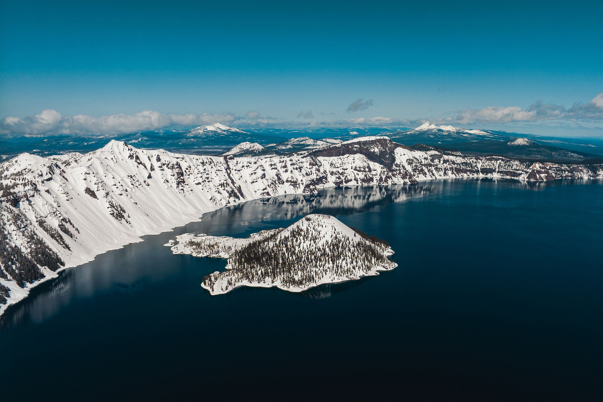 Der Winter naht, und der Crater-Lake-Nationalpark ist in Schwierigkeiten.