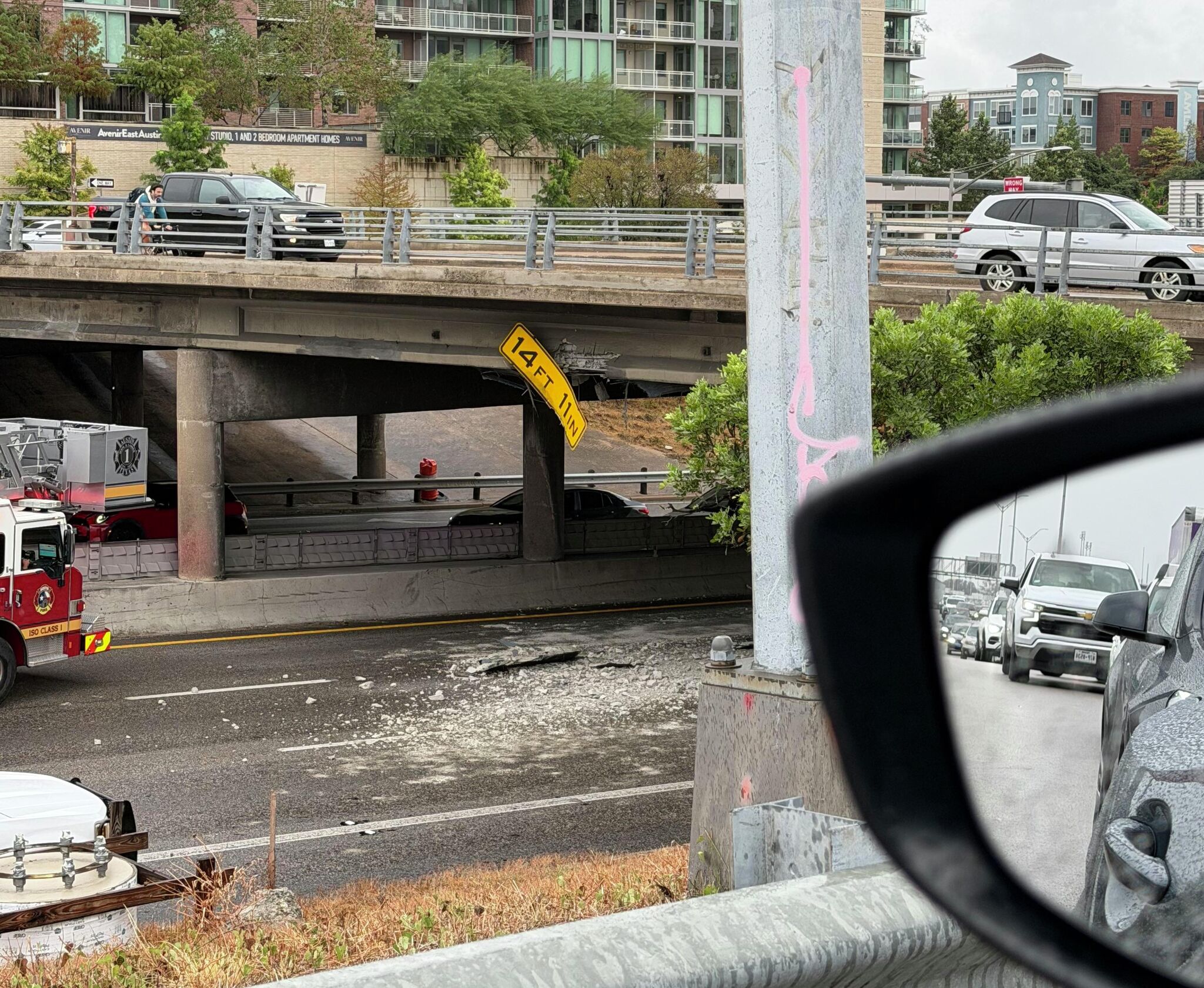 18-Wheeler Strikes Bridge, Closing Southbound I-35 in Downtown Austin
