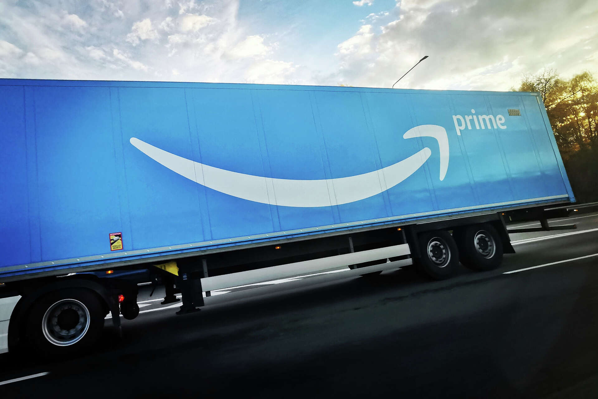 Amazon $2.8B FTC Settlements Reshape Prime & Return Trust | Seller Opportunity in Customer Confidence Recovery