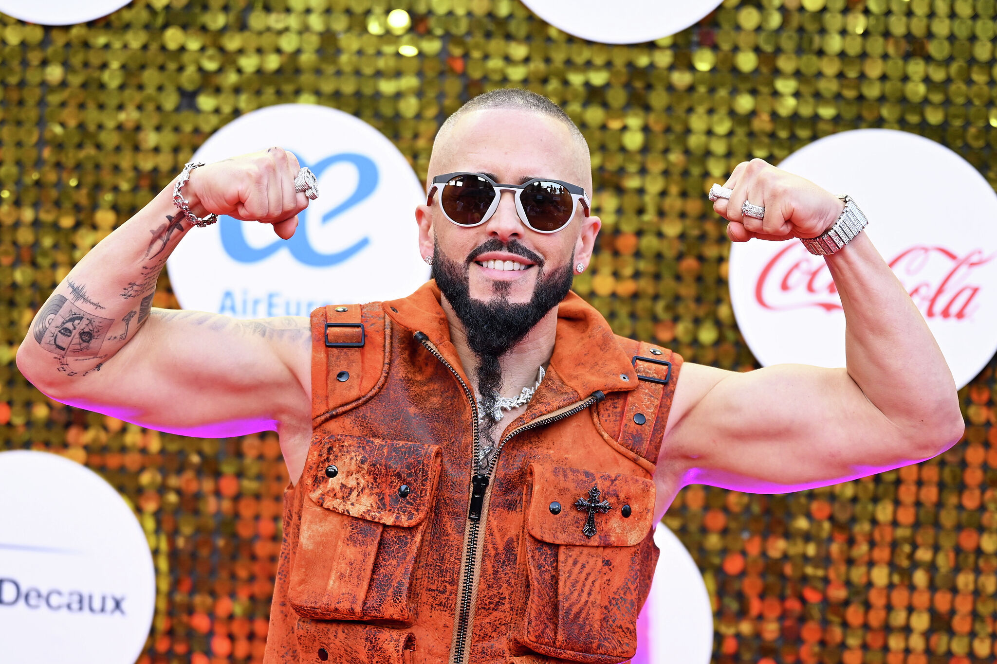 https://s.hdnux.com/photos/01/67/42/57/31337446/3/rawImage.jpg