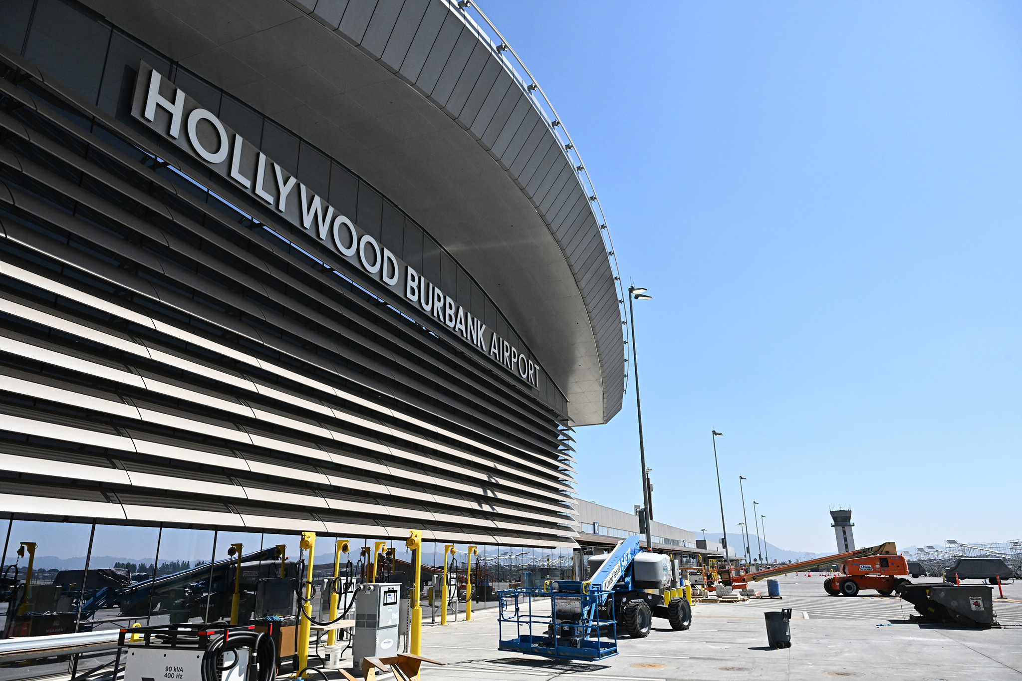 sfgate.com - Olivia Harden - Inside Hollywood Burbank Airport's $1.3 billion terminal, decades in the making