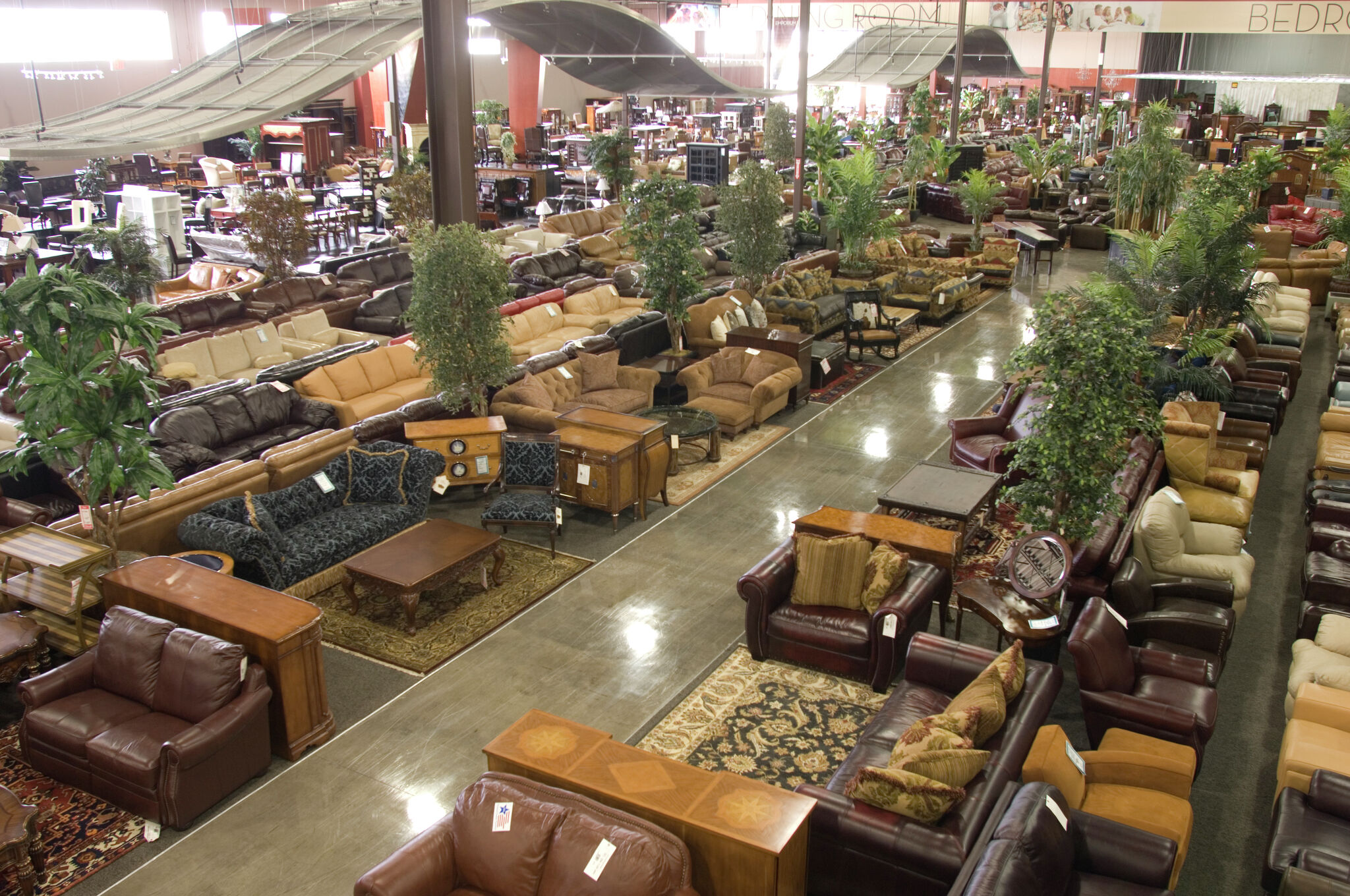 'The Dump' furniture store is readying to close
