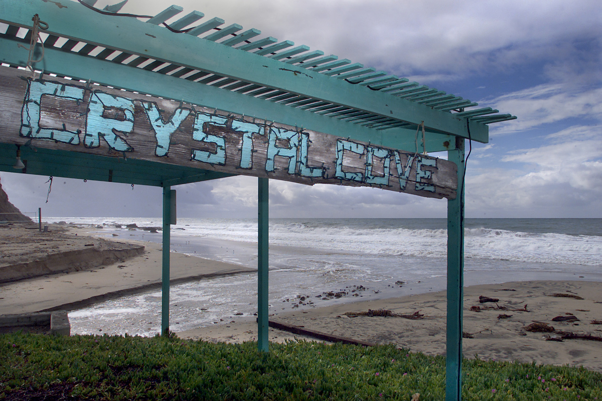 OC’s historic Crystal Cove cottages evacuated over flood risk OC's historic Crystal Cove cottages evacuated over flood risk