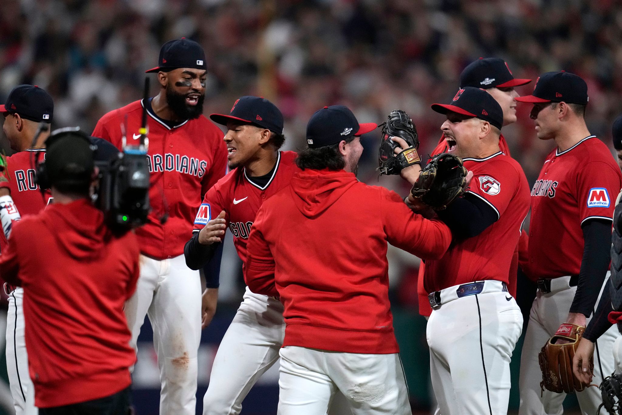 In Seris Williams, Ramírez lead Guardians over White Sox 2-0 to cap comeback in ...