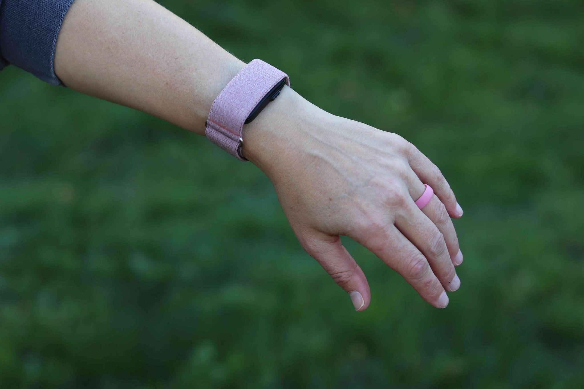Garmin CIRQA Band review: Screenless fitness tracker