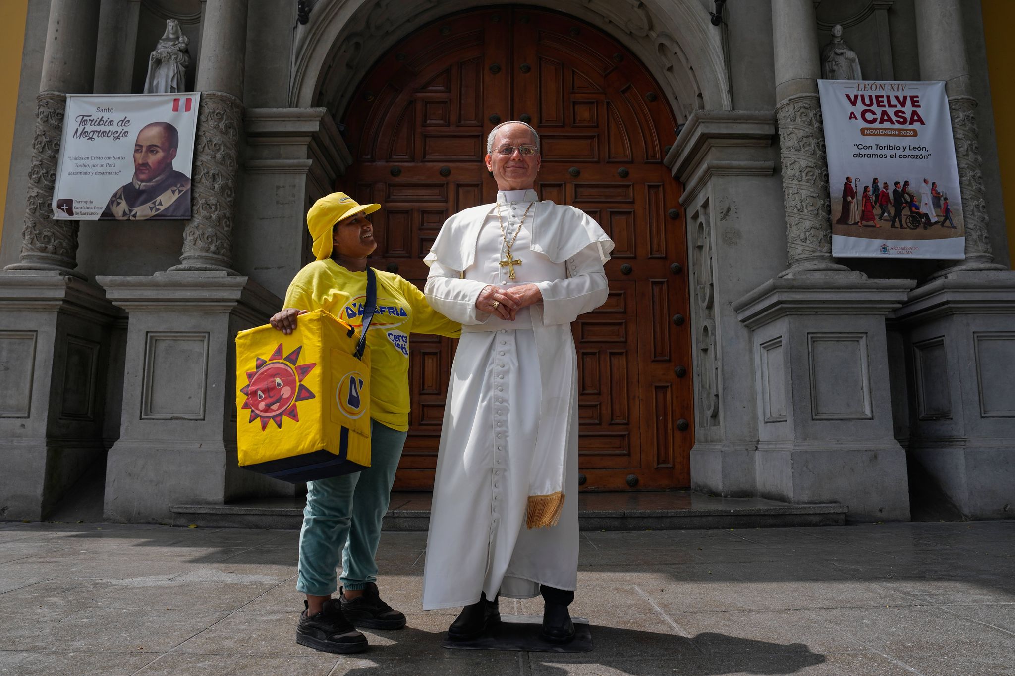 Pope Gate South Americans pray for Pope Leo’s recovery as uncertainty hangs over ...