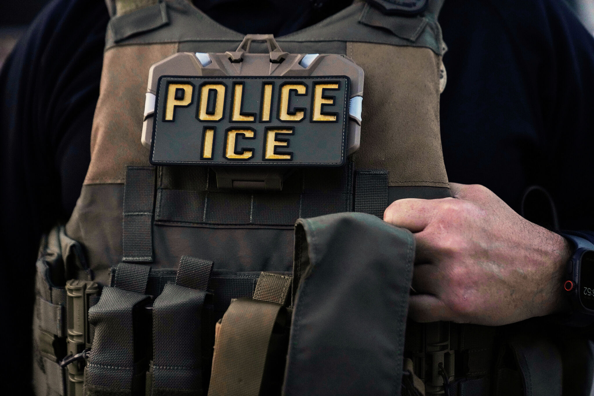ICE officer shot by 72-year-old Fresno man now faces 4 felony charges