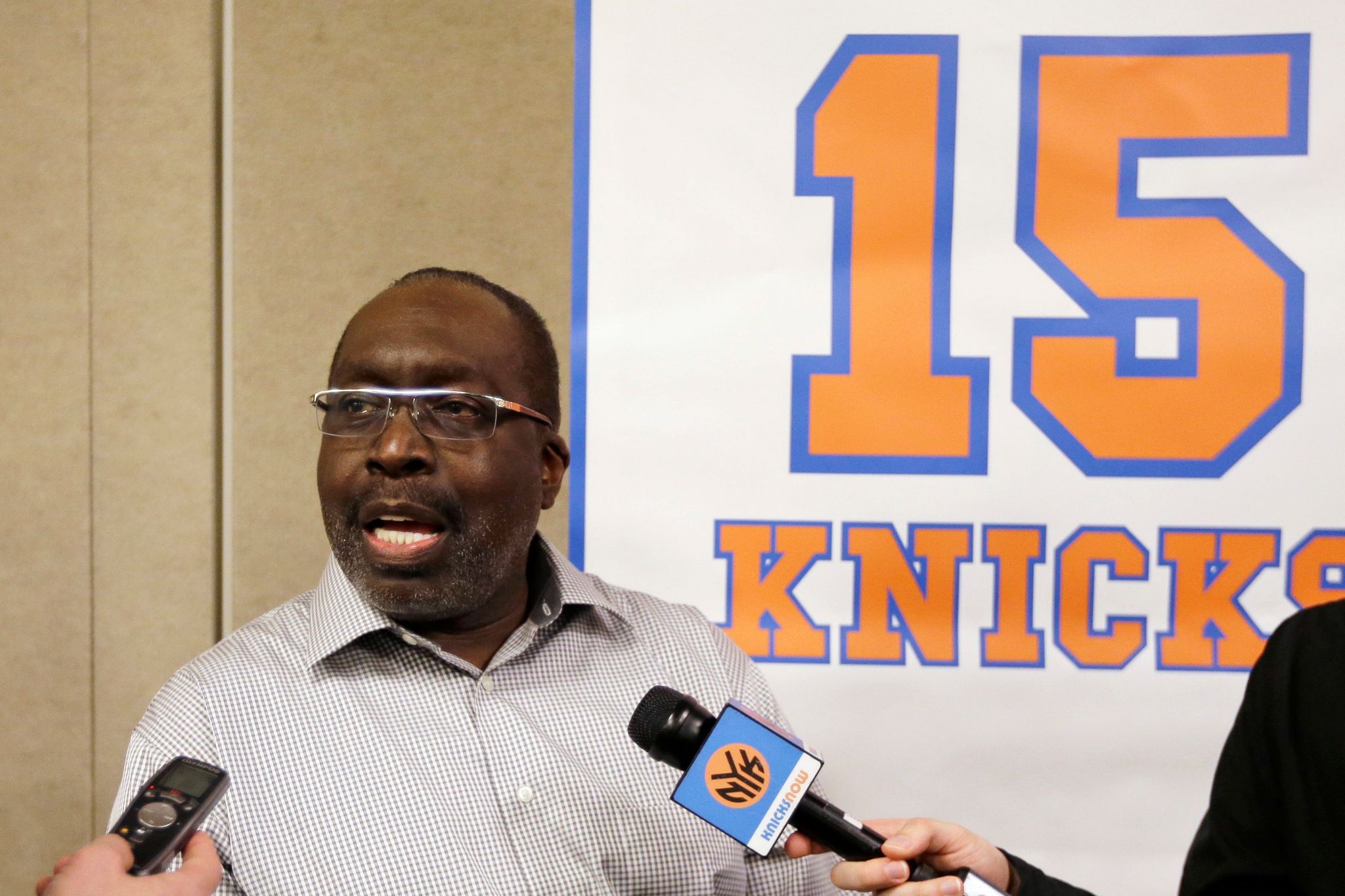 chron.com - BRIAN MAHONEY - Earl Monroe, former Knicks celebrate basketball high school built for careers beyond the court