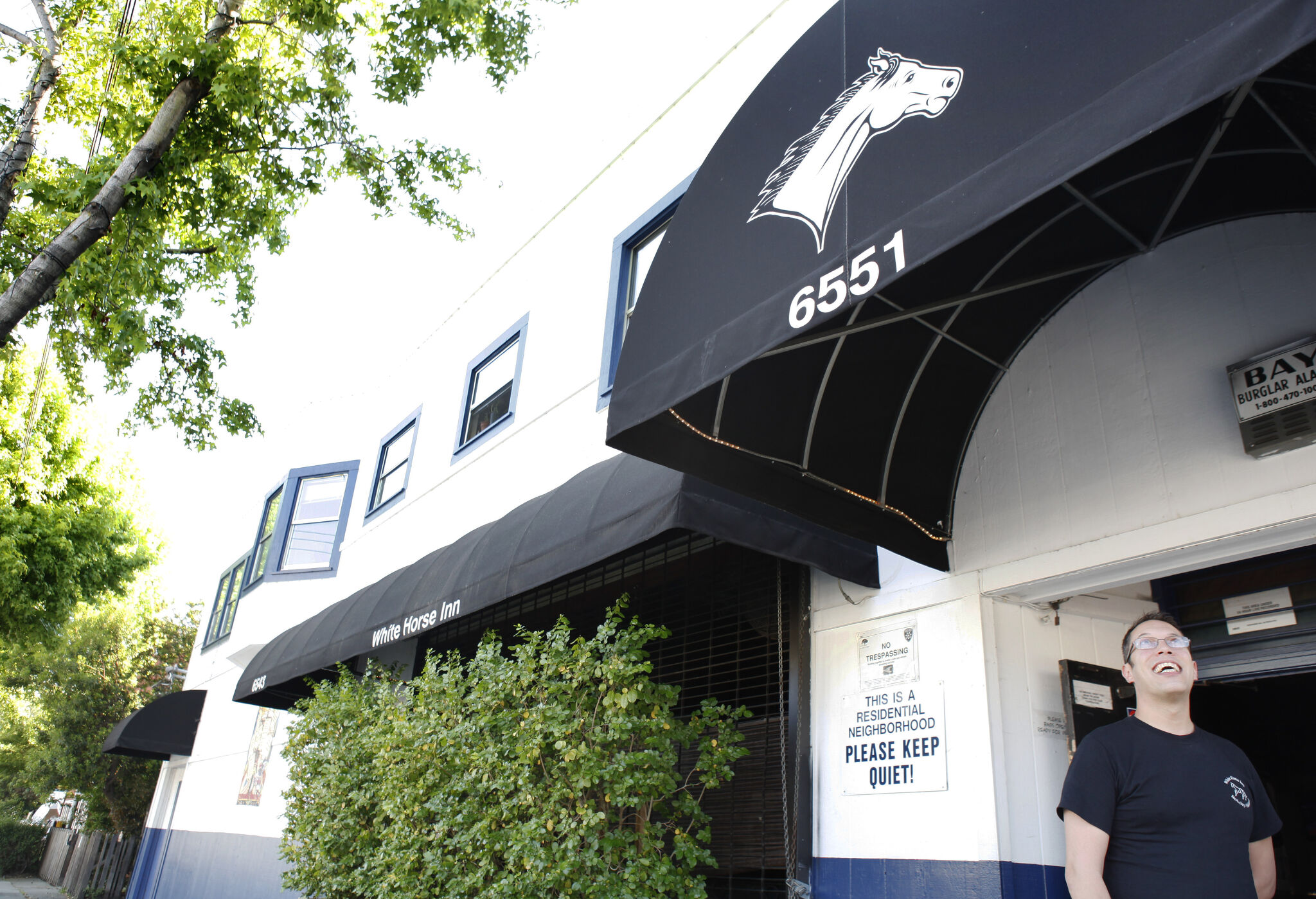 Das White Horse Inn in Oakland steht zum Verkauf