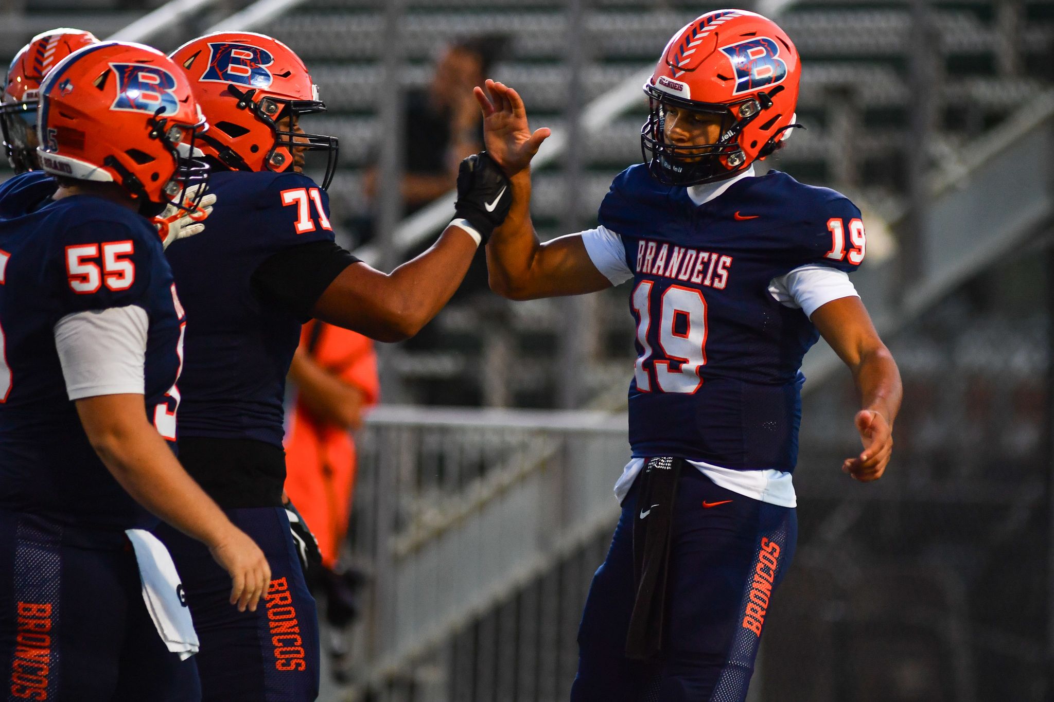 Wynter Smith runs wild to lead Brandeis to big win over Roosevelt
