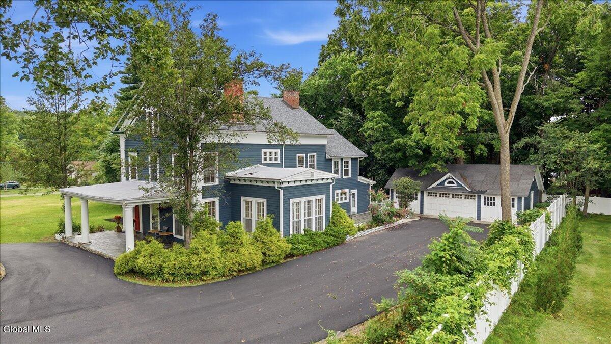 1830s Colonial for sale at 105 Brunswick Road near Troy