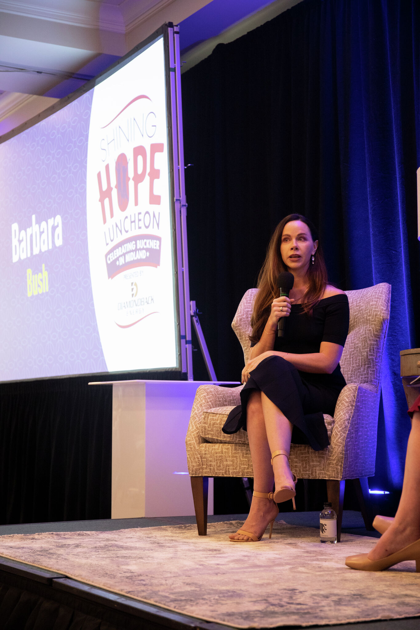 Barbara Bush spendet an Super-PAC zur Unterstützung von James Talarico in ...