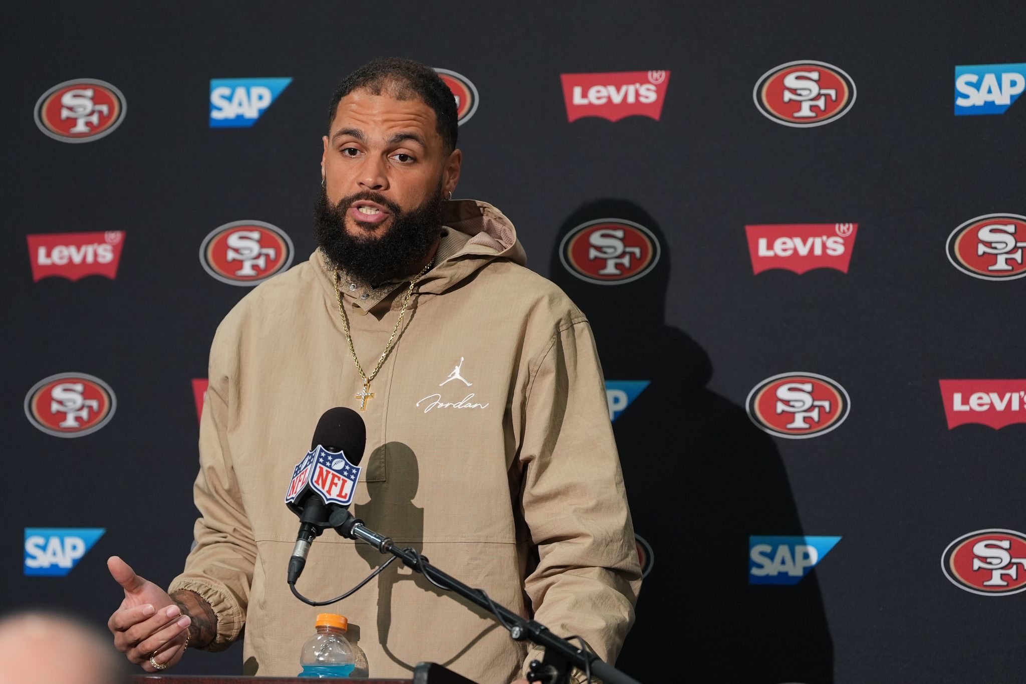 49ers WR Mike Evans verpasst erneut das Training; wird er gegen die ...