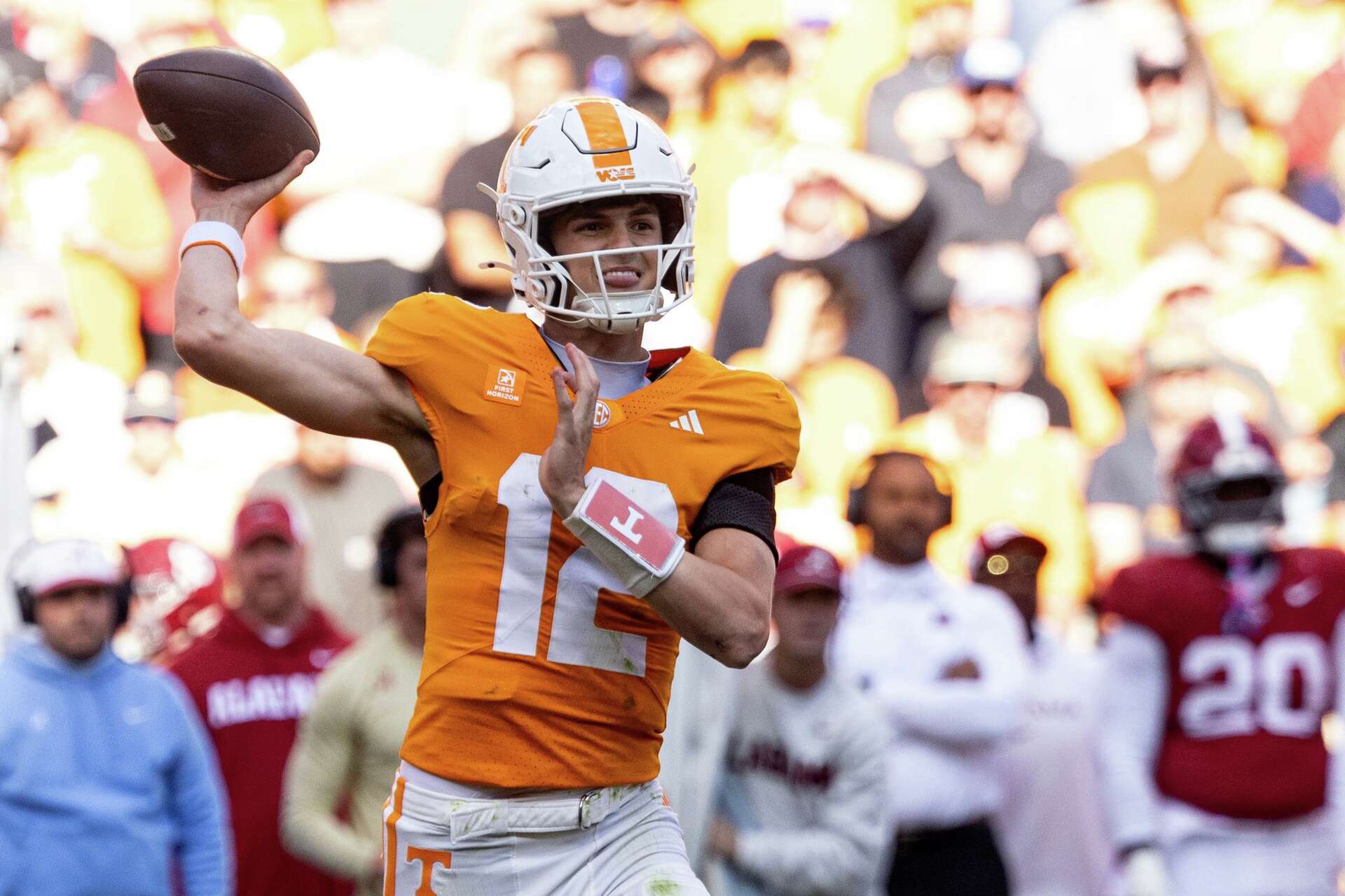 No. 14 Tennessee hands No. 6 Alabama second straight loss, 26-10