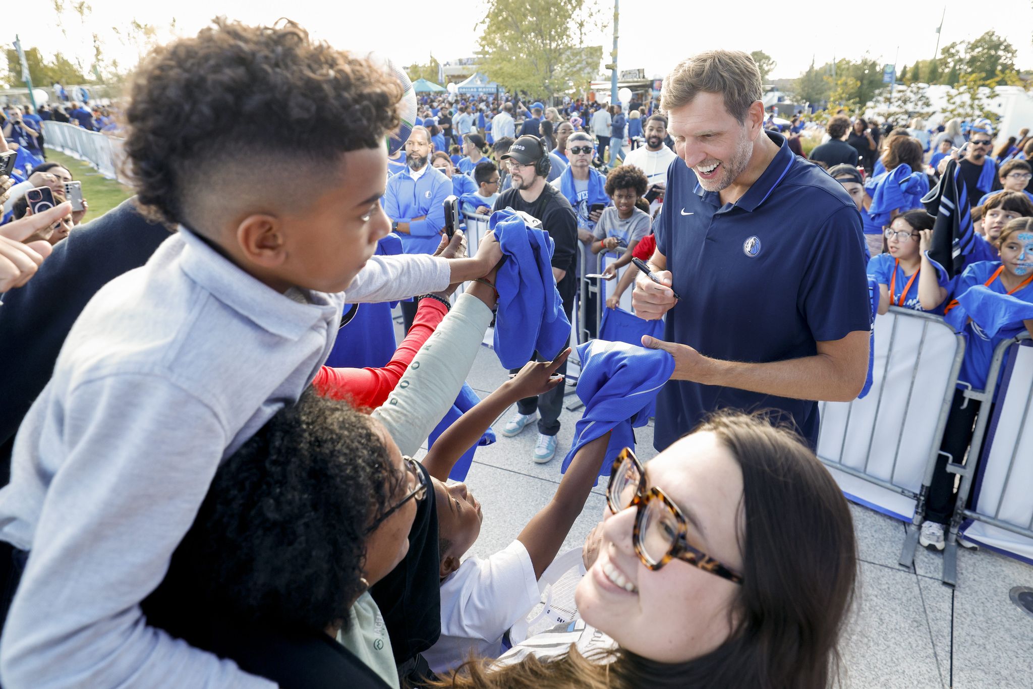 Gateway Charter wants to finish football season despite low numbers