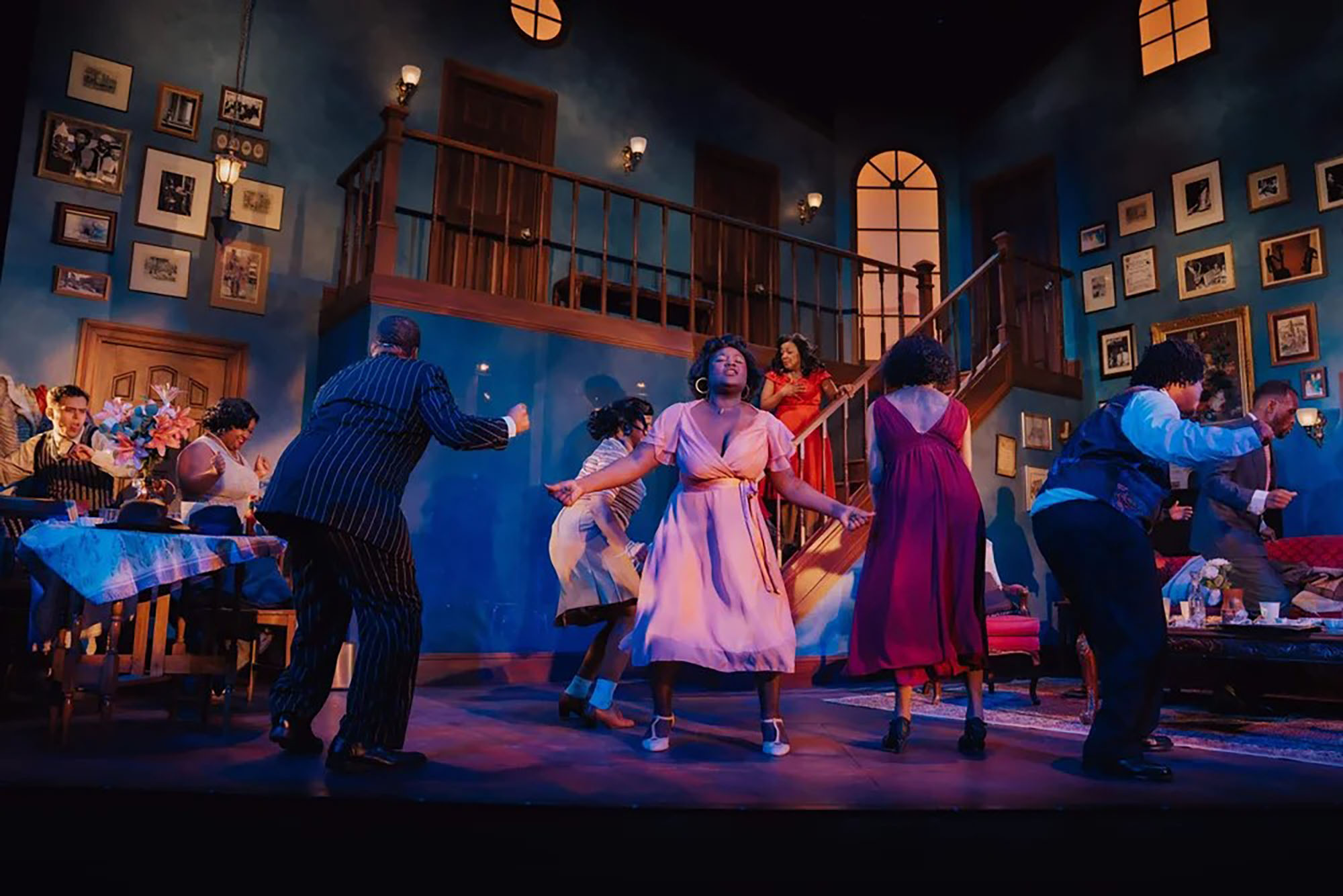 BCNARTS: Review: The Fillmore Is Hoppin' In Sfbatco's Joyful, Tuneful ...
