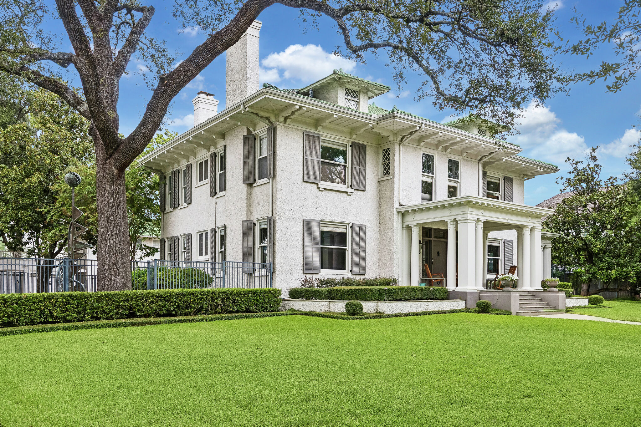 This 1911 Houston mansion built for a grocery heir just hit the market for $4M