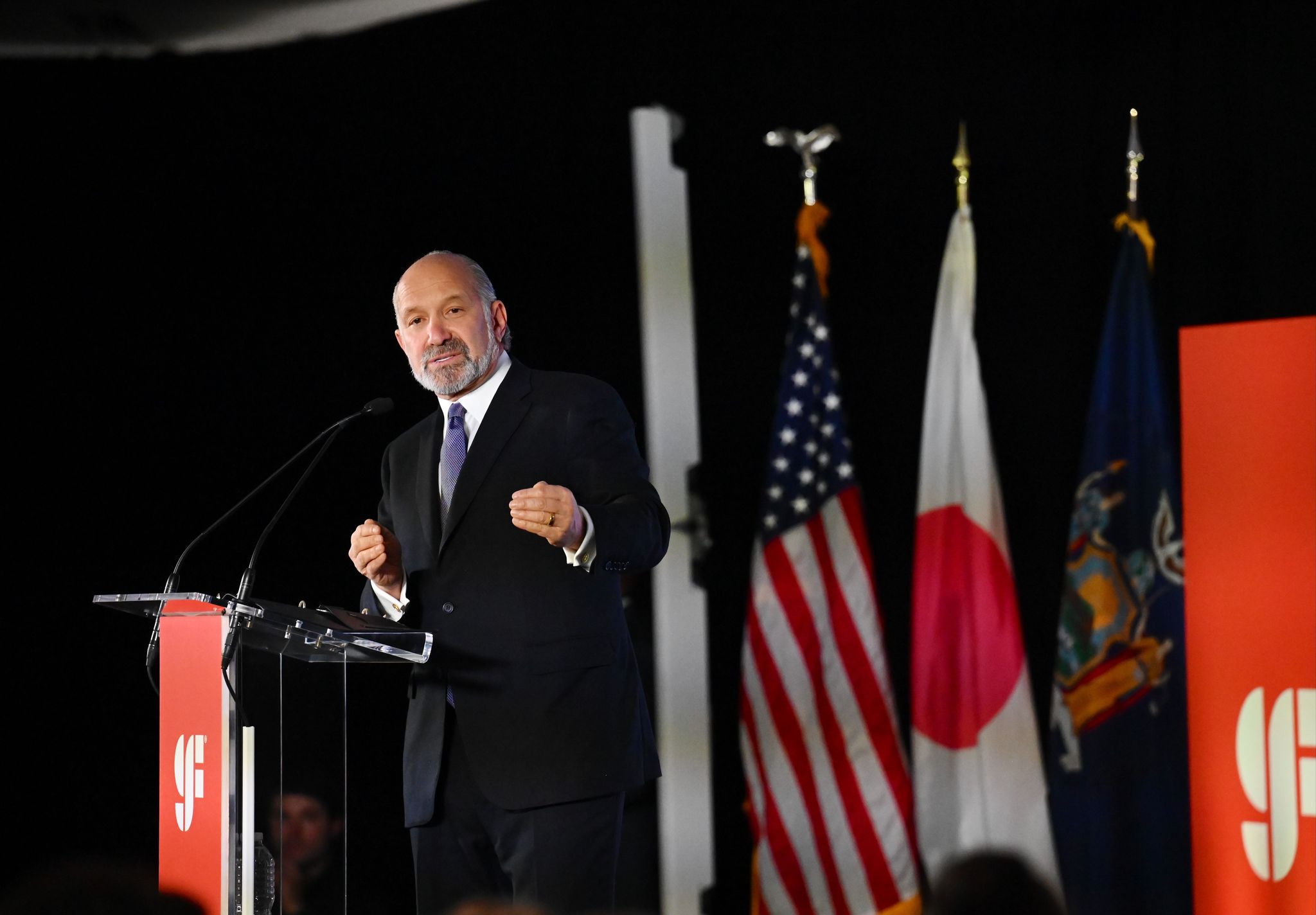 U.S., Japan celebrate $21 billion deal with GlobalFoundries
