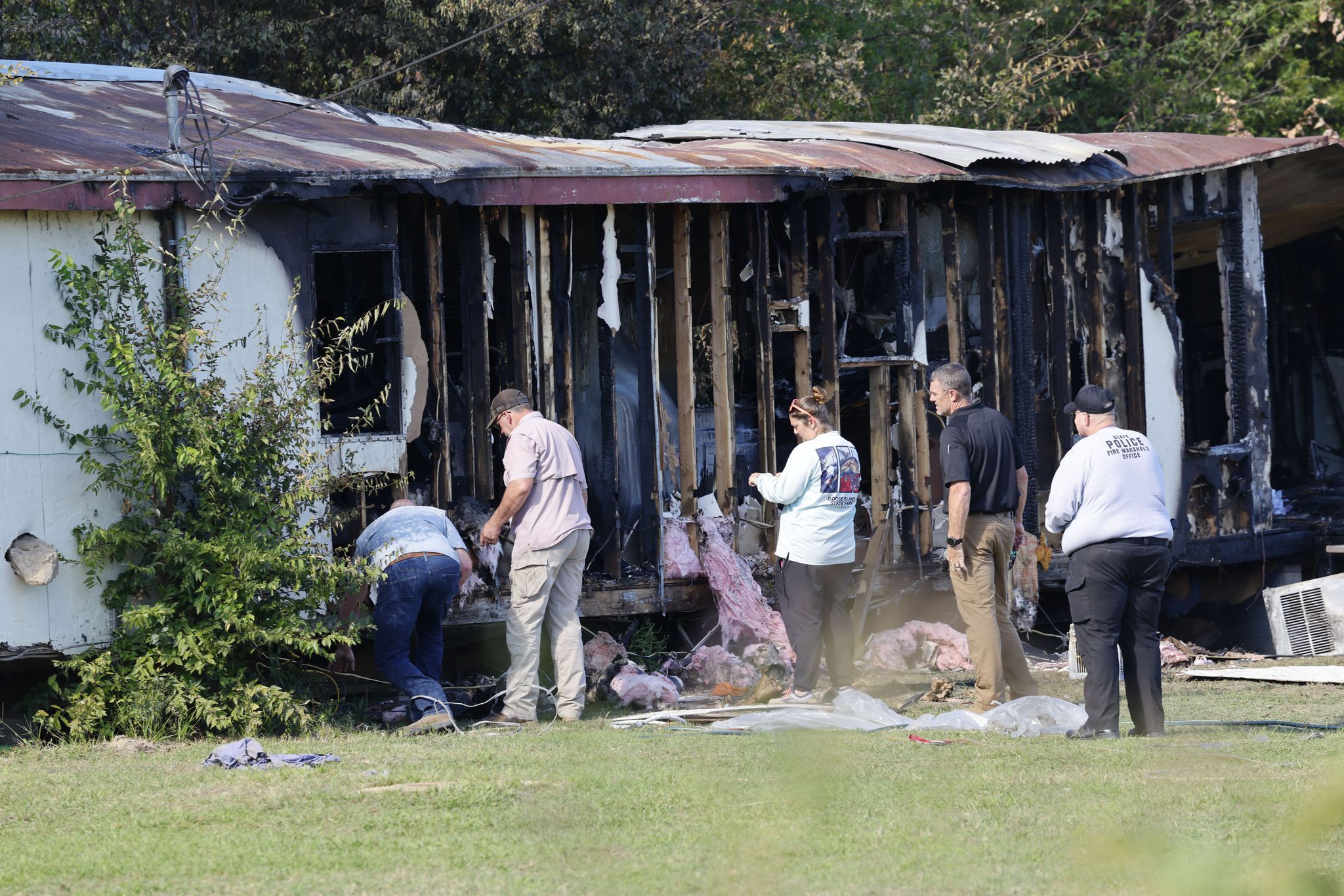 Mother, son identified as 2 of 5 who died in Van Zandt fire Wednesday