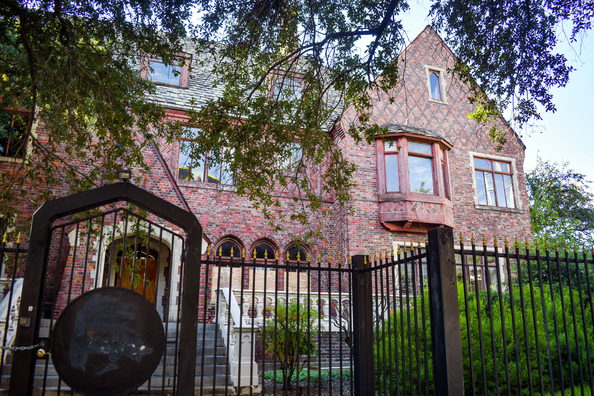 Could Houston's historic Kirby Mansion be torn down for a gas station?