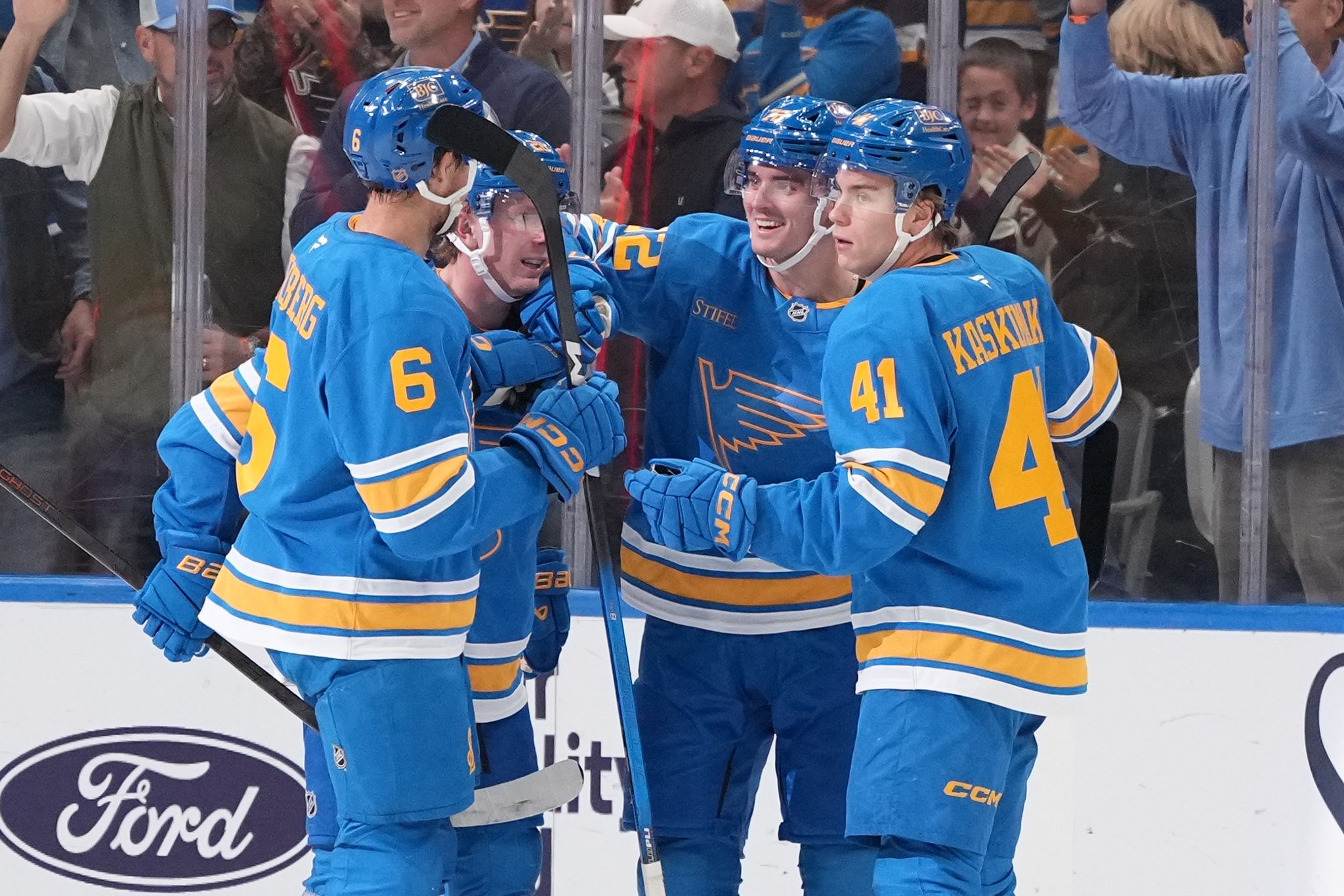 Knight Reign Barron's 4-point night powers Blues past Golden Knights, 6-2