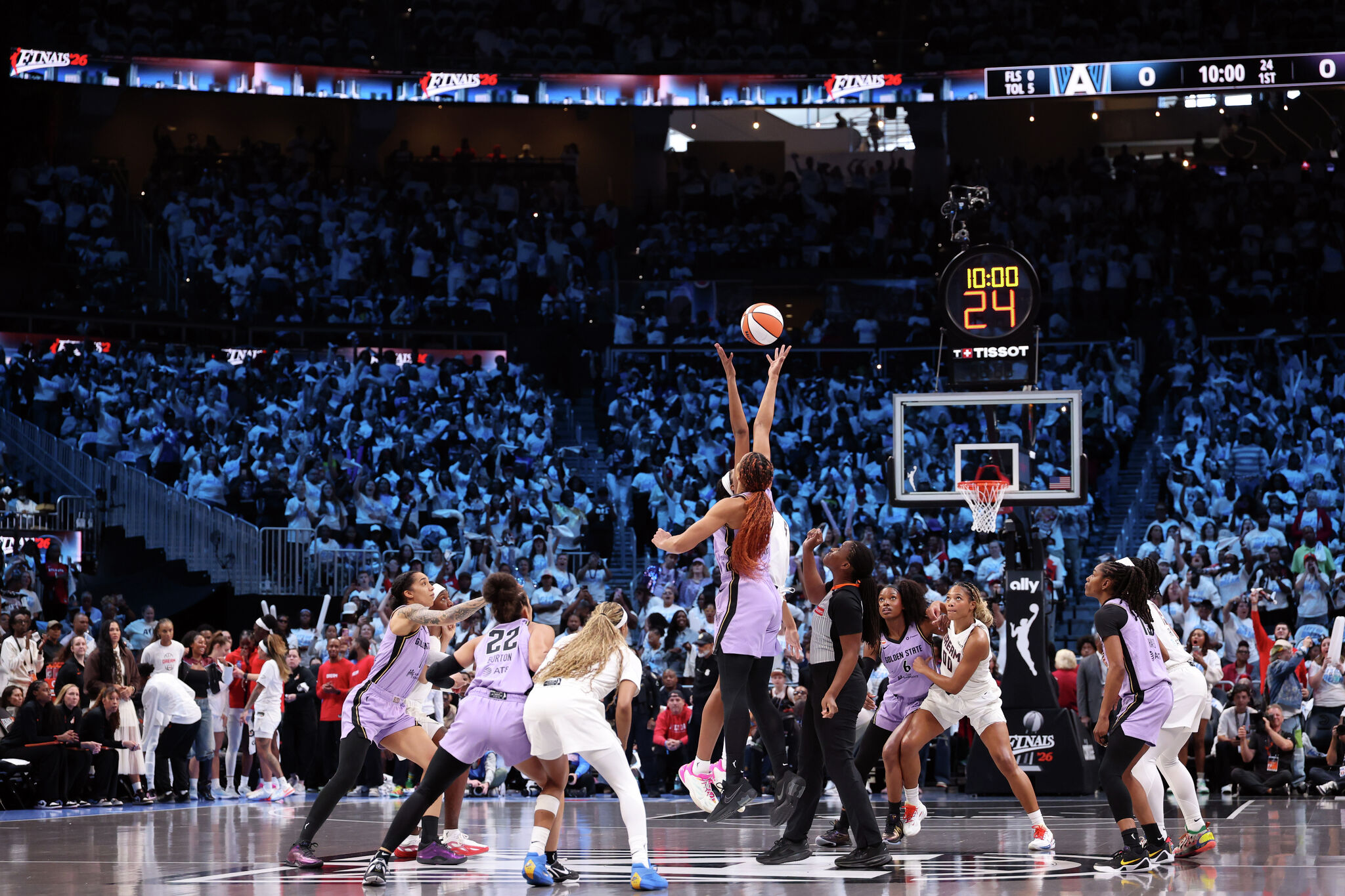 Valkyries win might put WNBA in 'unavoidable' arena issue for Finals Game 6 - SFGATE image