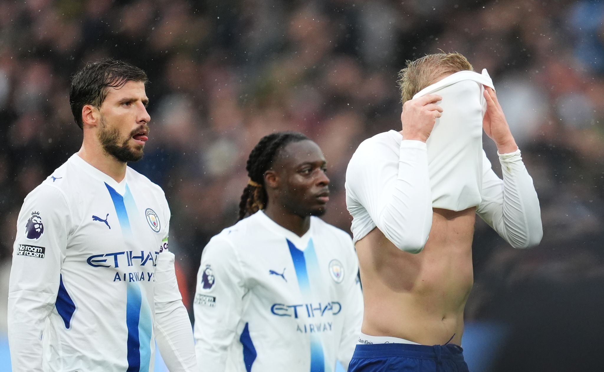 Inter vence a la Fiorentina con esfuerzo tardío de Thuram en la Serie A
