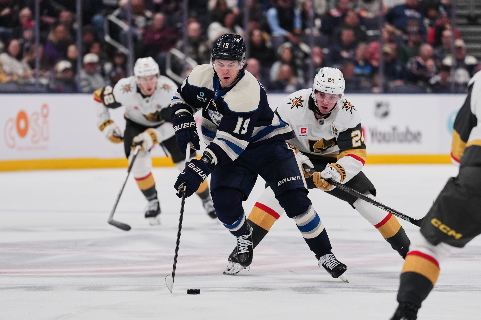 Knight Reign Fantilli scores on OT power play as Blue Jackets edge Golden Knights 2-1